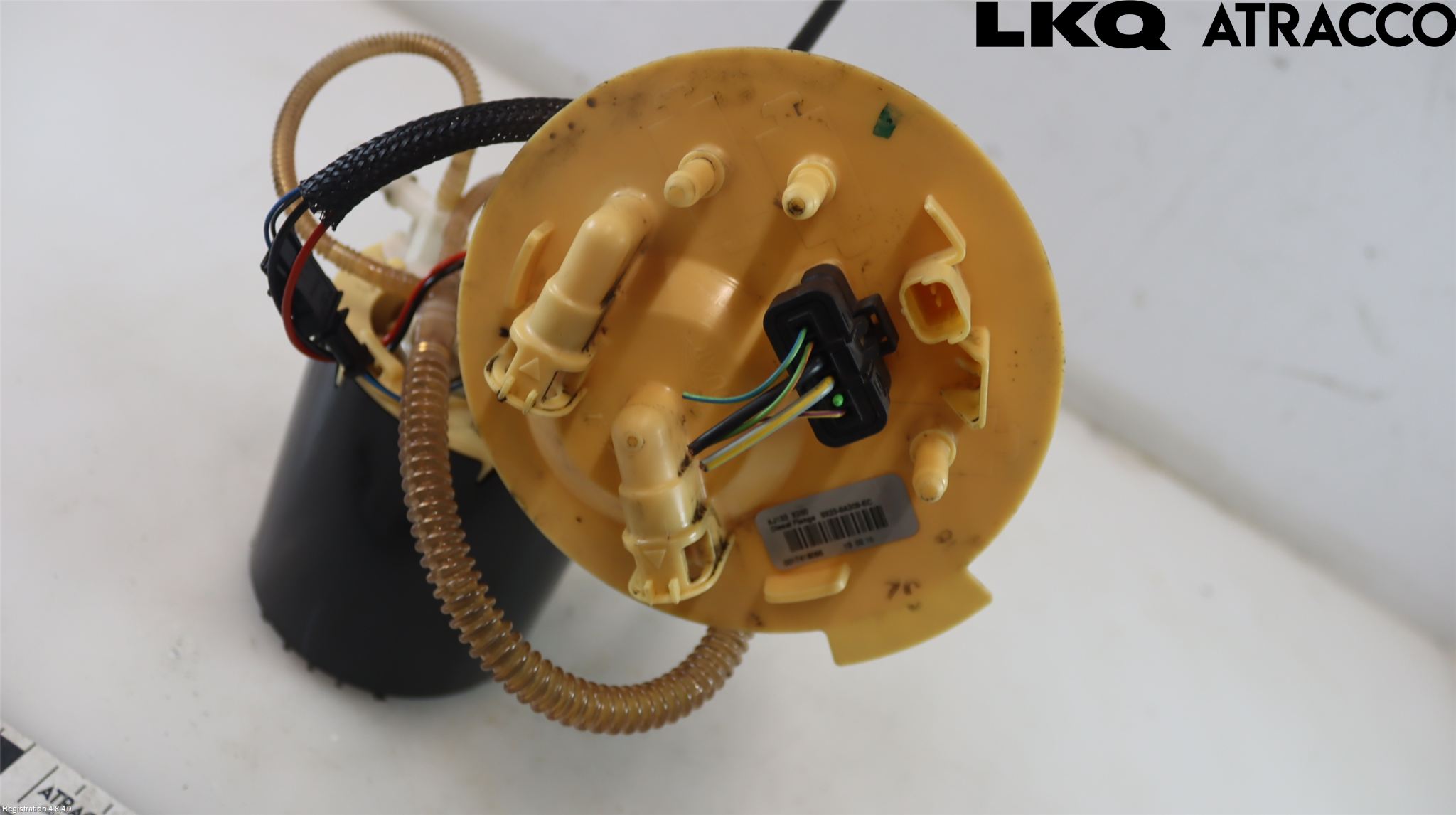 Jaguar XJ X351        10- Bränslepump El