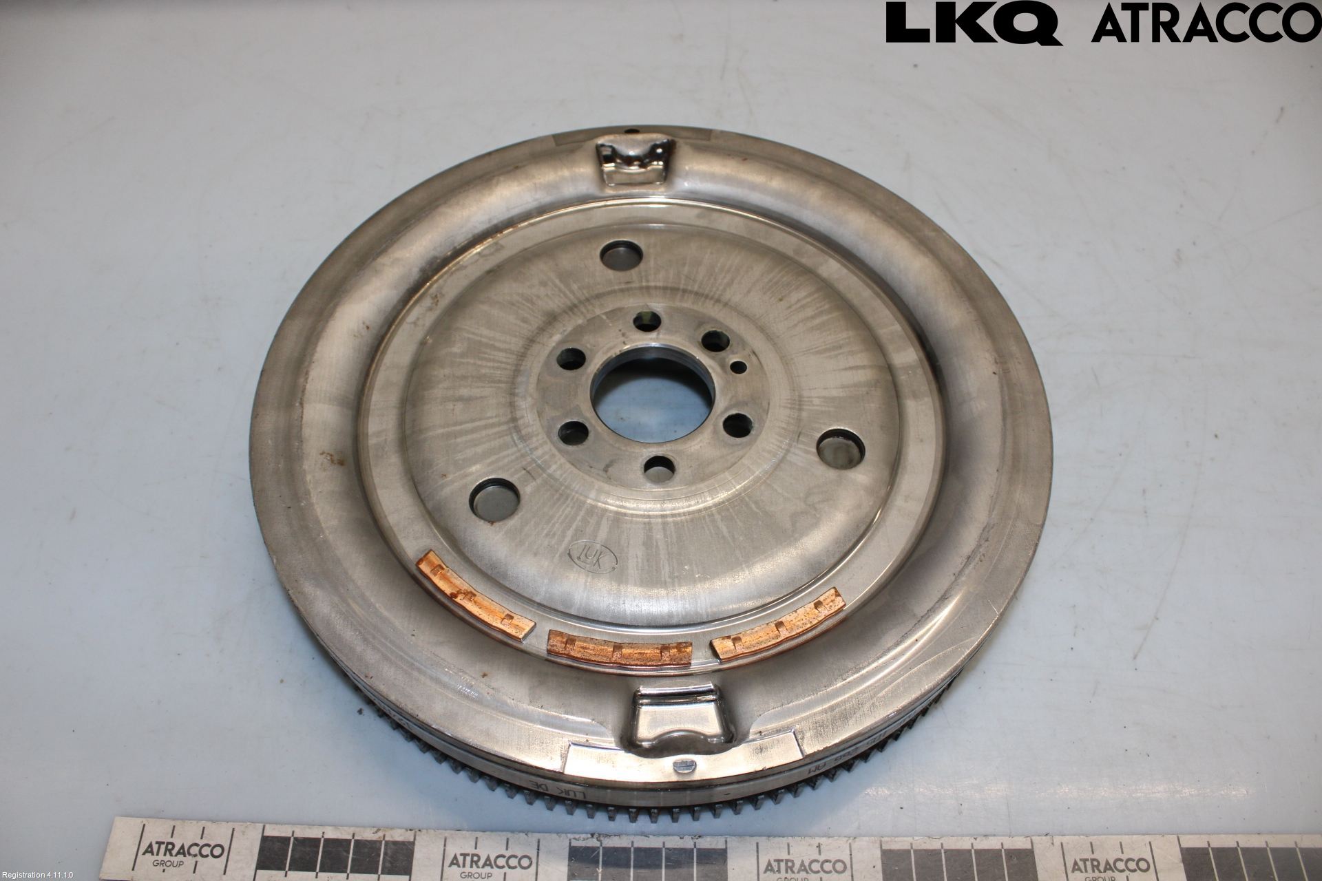 Volkswagen VW TOURAN 16- Svänghjul Aut