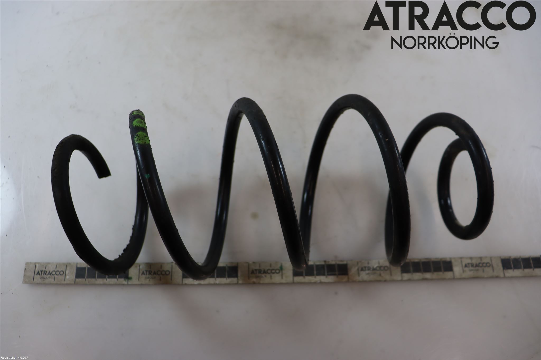 Skoda RAPID Fjäder Fram