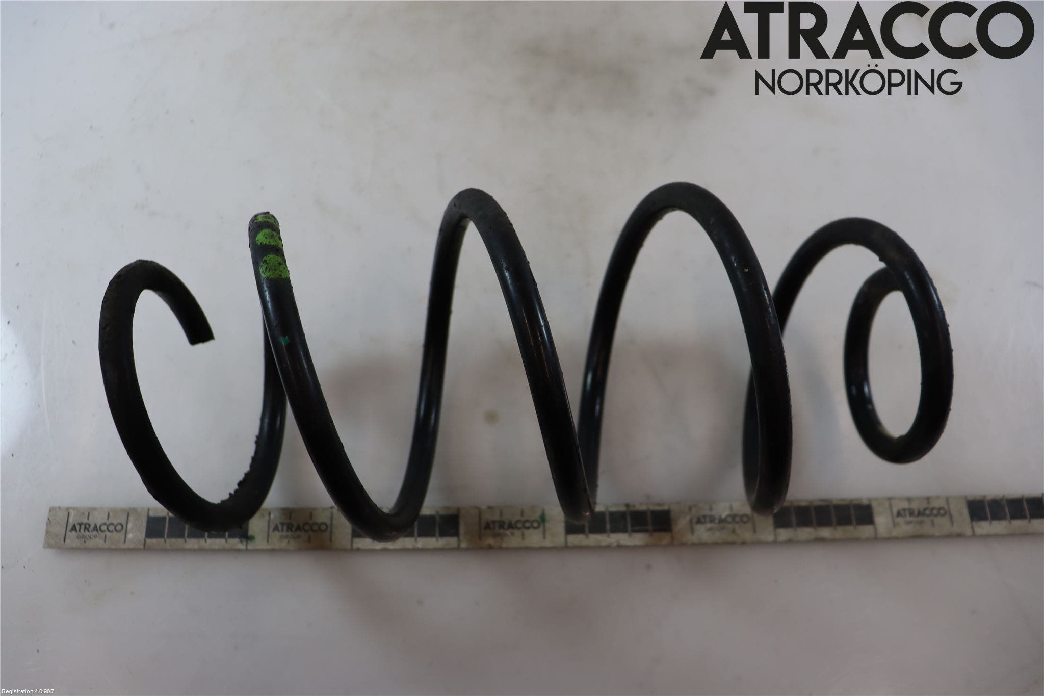 Skoda RAPID Fjäder Fram