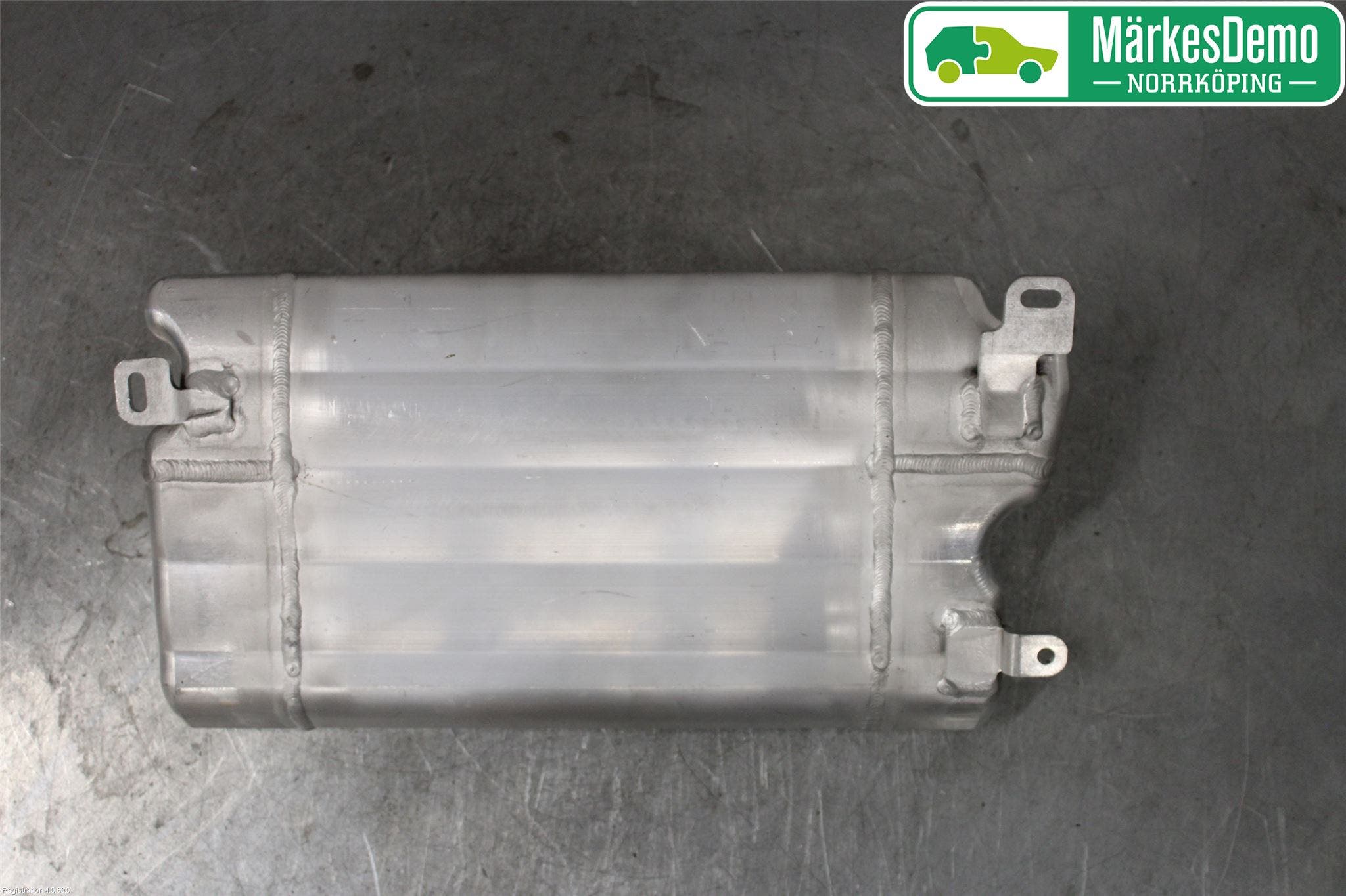 Audi A6 ALLROAD 12-18 Nivå/Luftförändring Trycktank