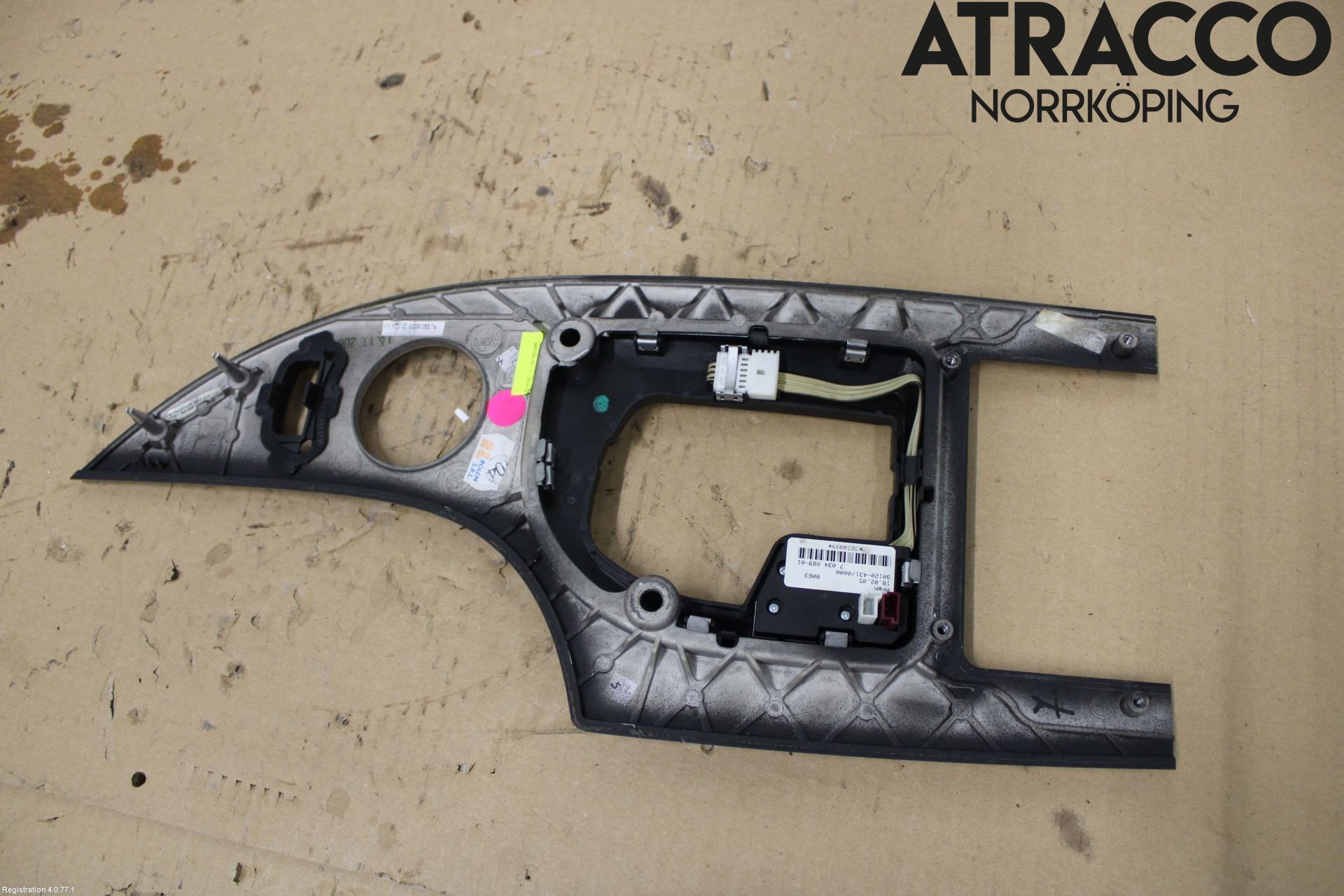 BMW 5 E60/61 Sed/Tou 02-10 Inredning Sarg Växelspak