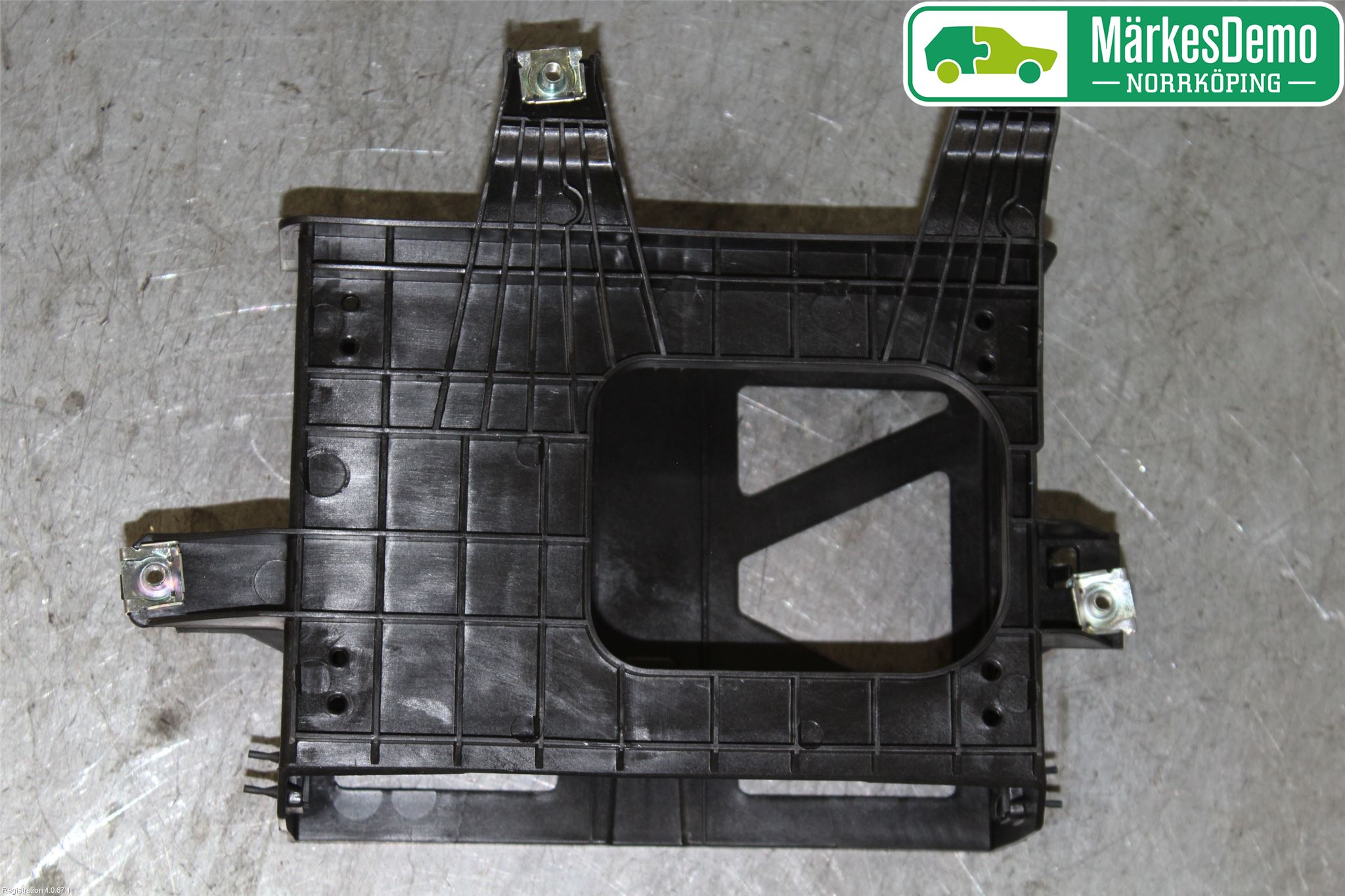 Audi A4/S4 B9 16-19 Instrument-Radio Sarg