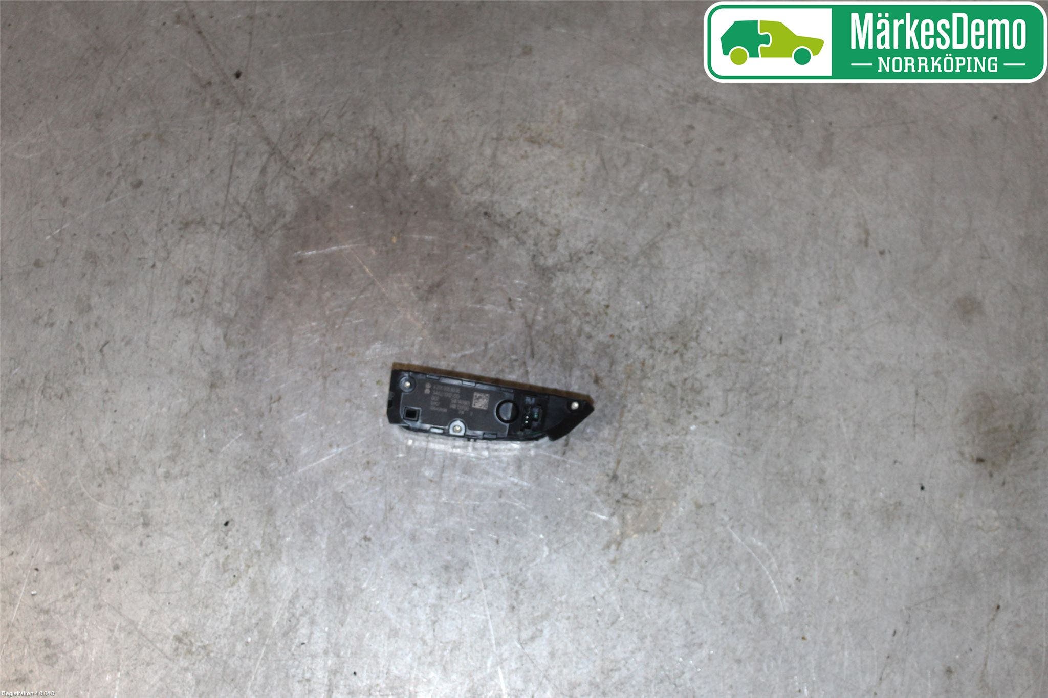 Mercedes-Benz MB C-KLASS (W205) 14-21 Strömställare Multifunktion