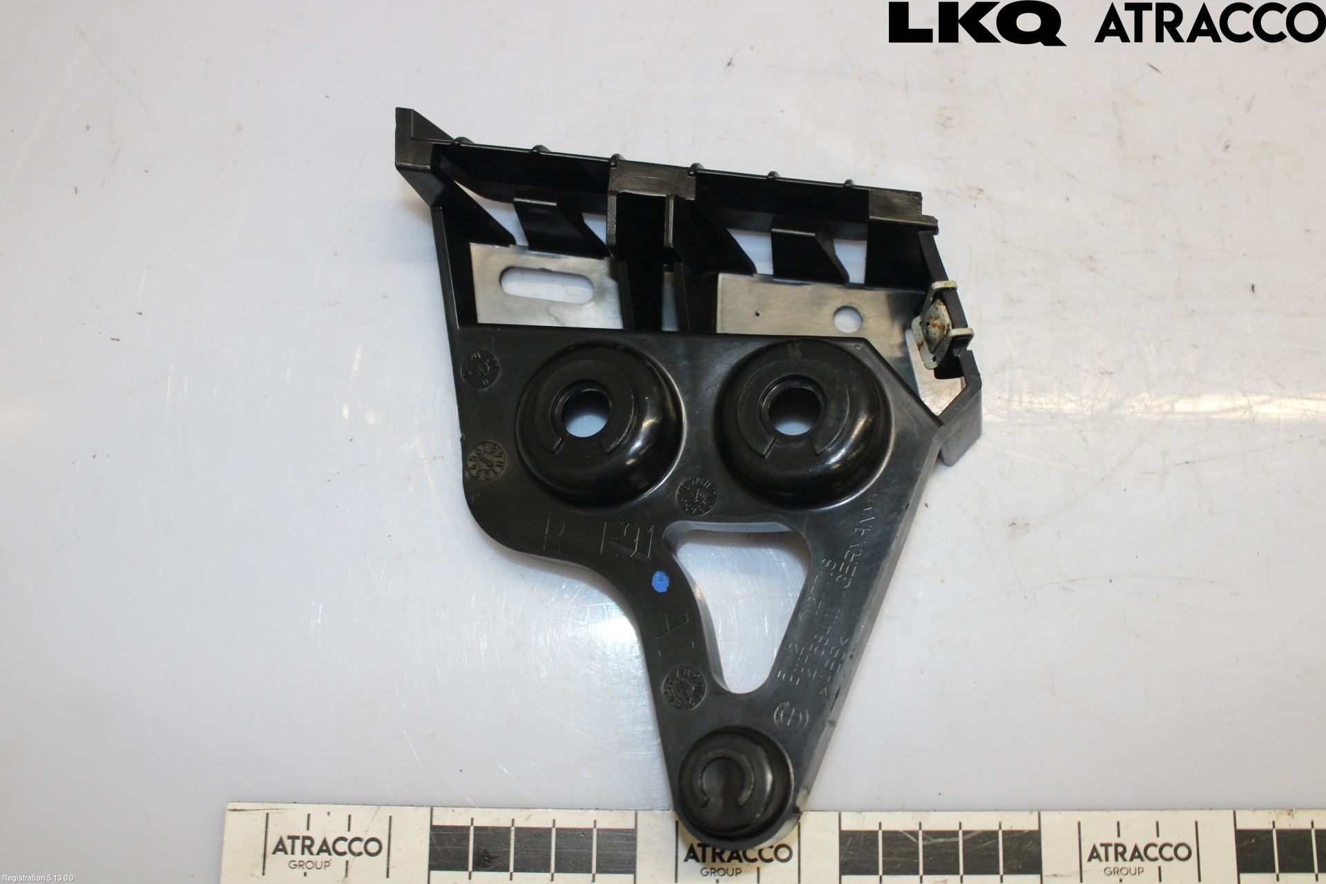 BMW 3 E90/91 SED/TOU 05-12 Stötfångarfäste Bak Hö