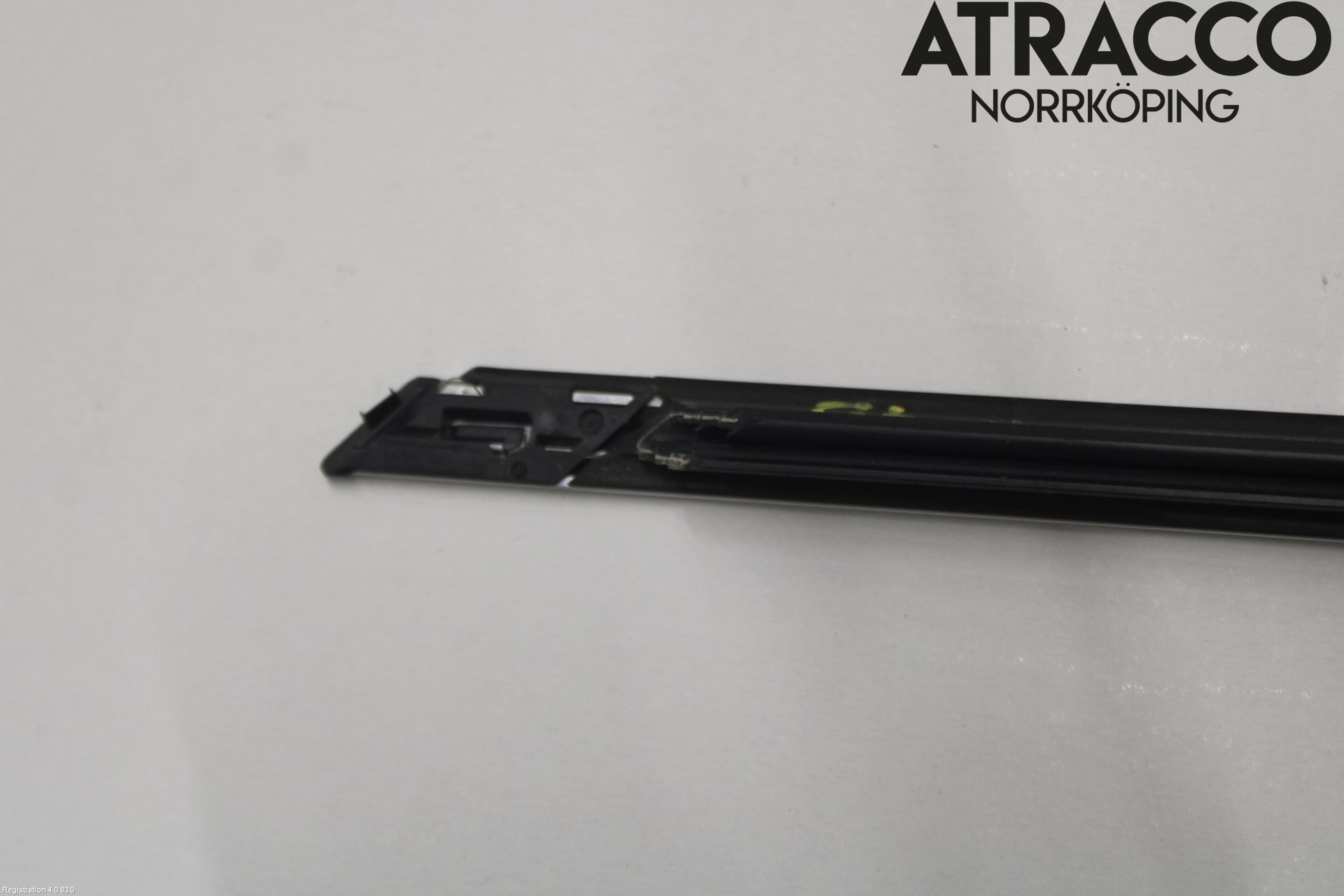 Jaguar I-PACE 18- Dörr Dekorlist Bak Vä