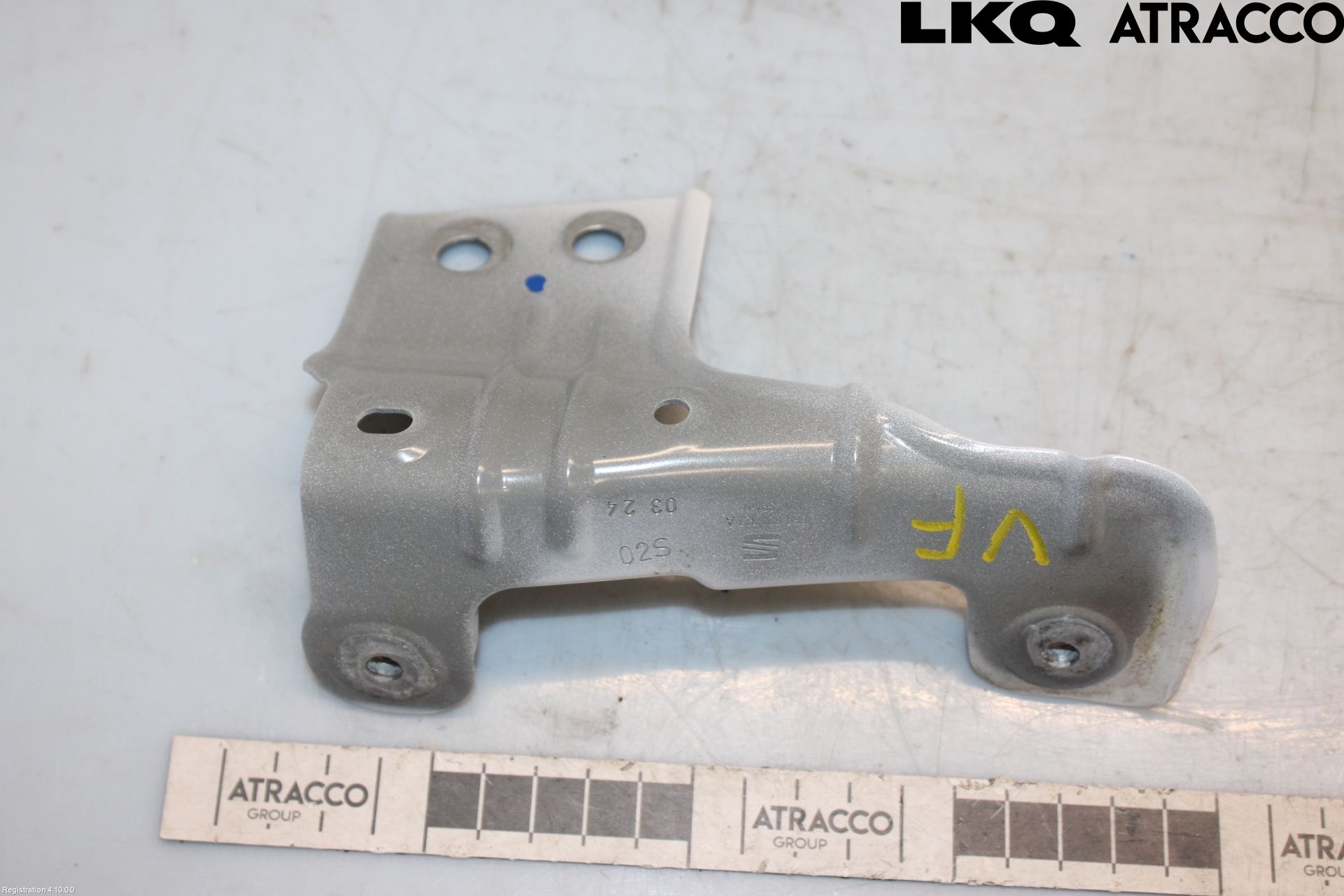 Seat ARONA Skärmfäste Fram Vä