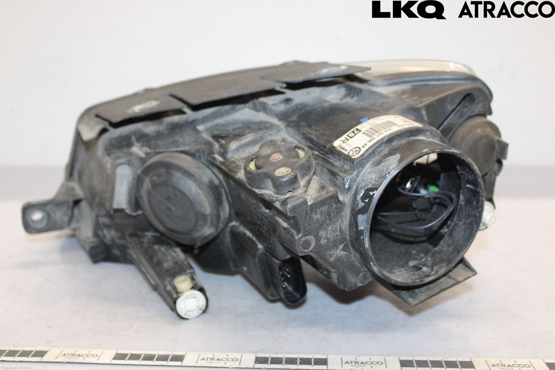 Volkswagen VW PASSAT 05-11 Strålkastare Höger