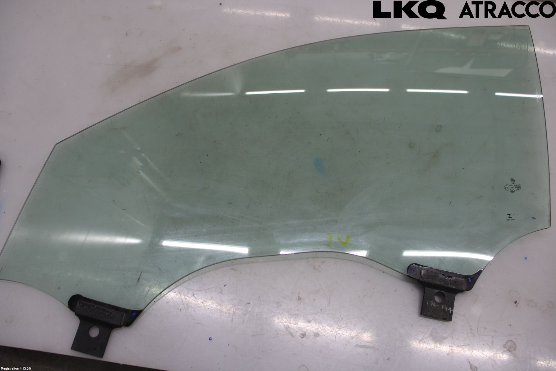 Volkswagen VW PASSAT 15-19 Dörruta Fram Vänster