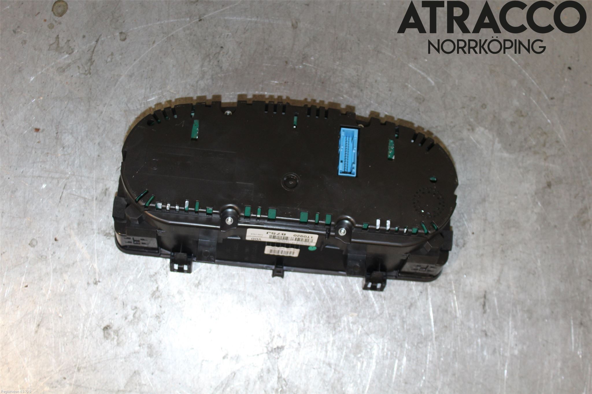 Volkswagen VW TOURAN 10-15 Instrument Komb