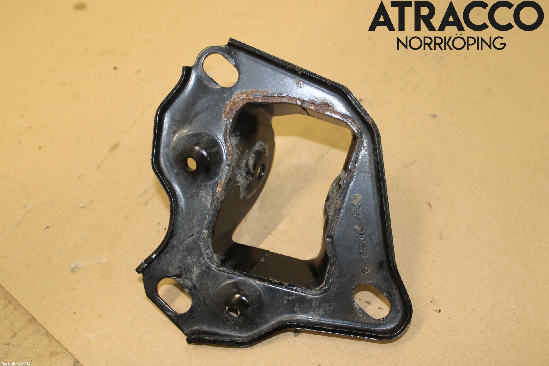 BMW X1 F48 15-22 Bakaxel Fäste