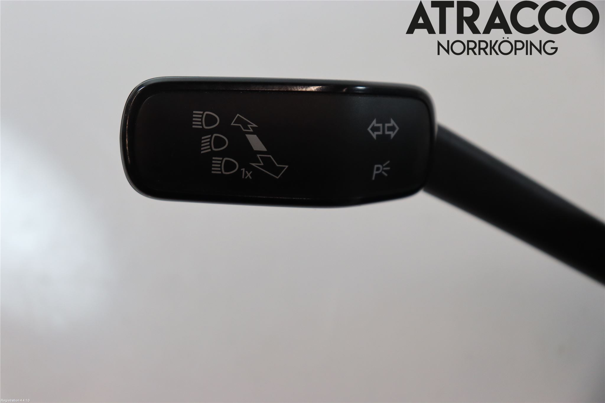 Volkswagen VW GOLF / E-GOLF VIII 20- Spakcentral