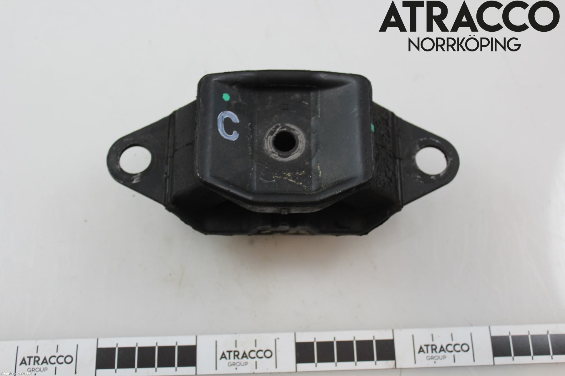 Nissan NOTE E12 14-20 Motorfäste