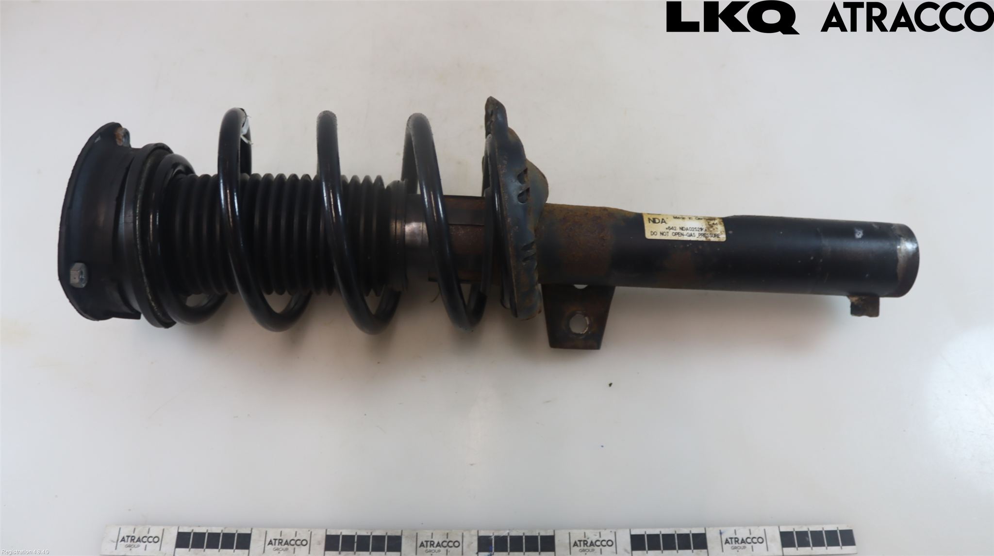 Volkswagen VW PASSAT 15-19 Fjäderben Fram Vänster