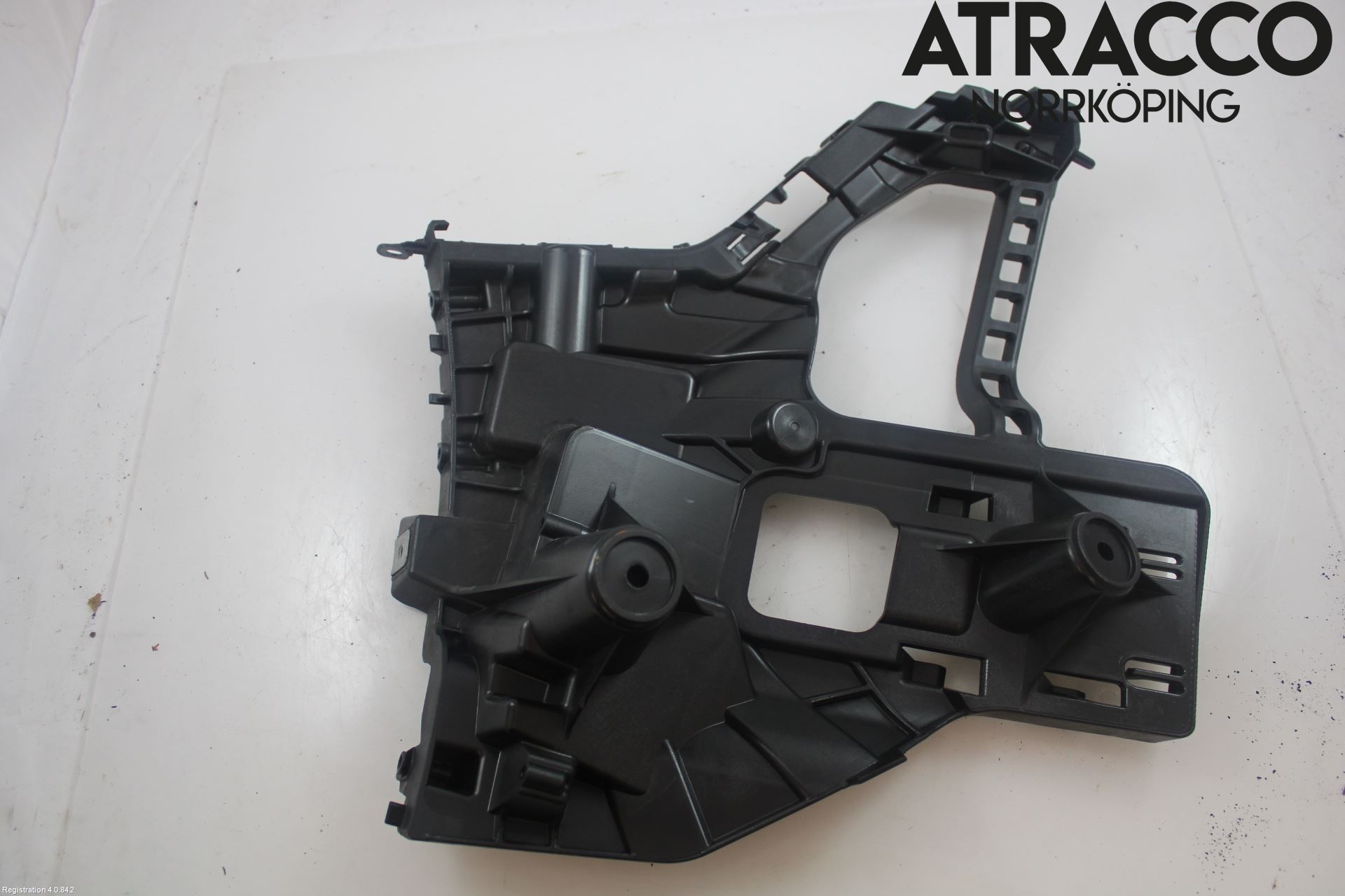 Audi E-TRON GT FW 21- Stötfångarfäste Bak Hö