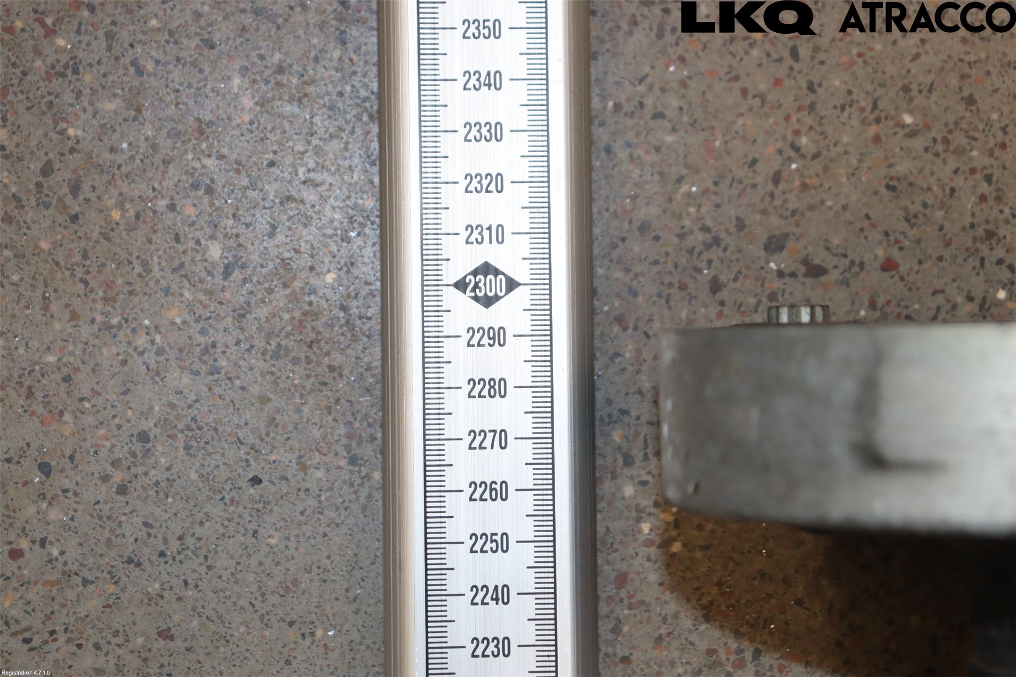 Volkswagen VW TIGUAN 16-24 Mellanaxel Komp