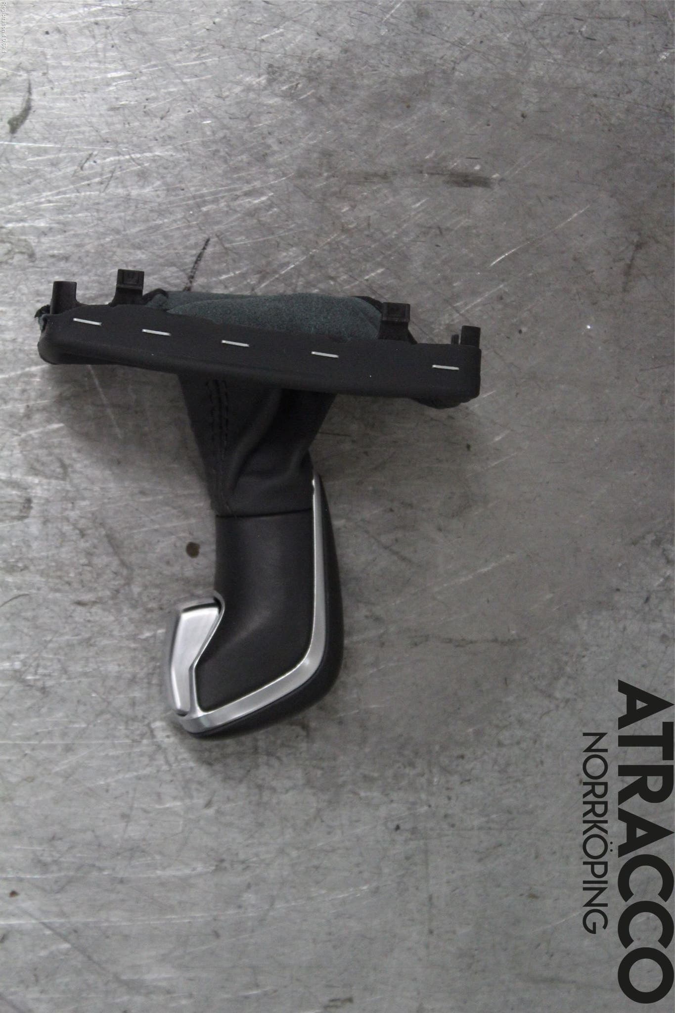 Audi A6 ALLROAD 12-18 Växelspaksdamask