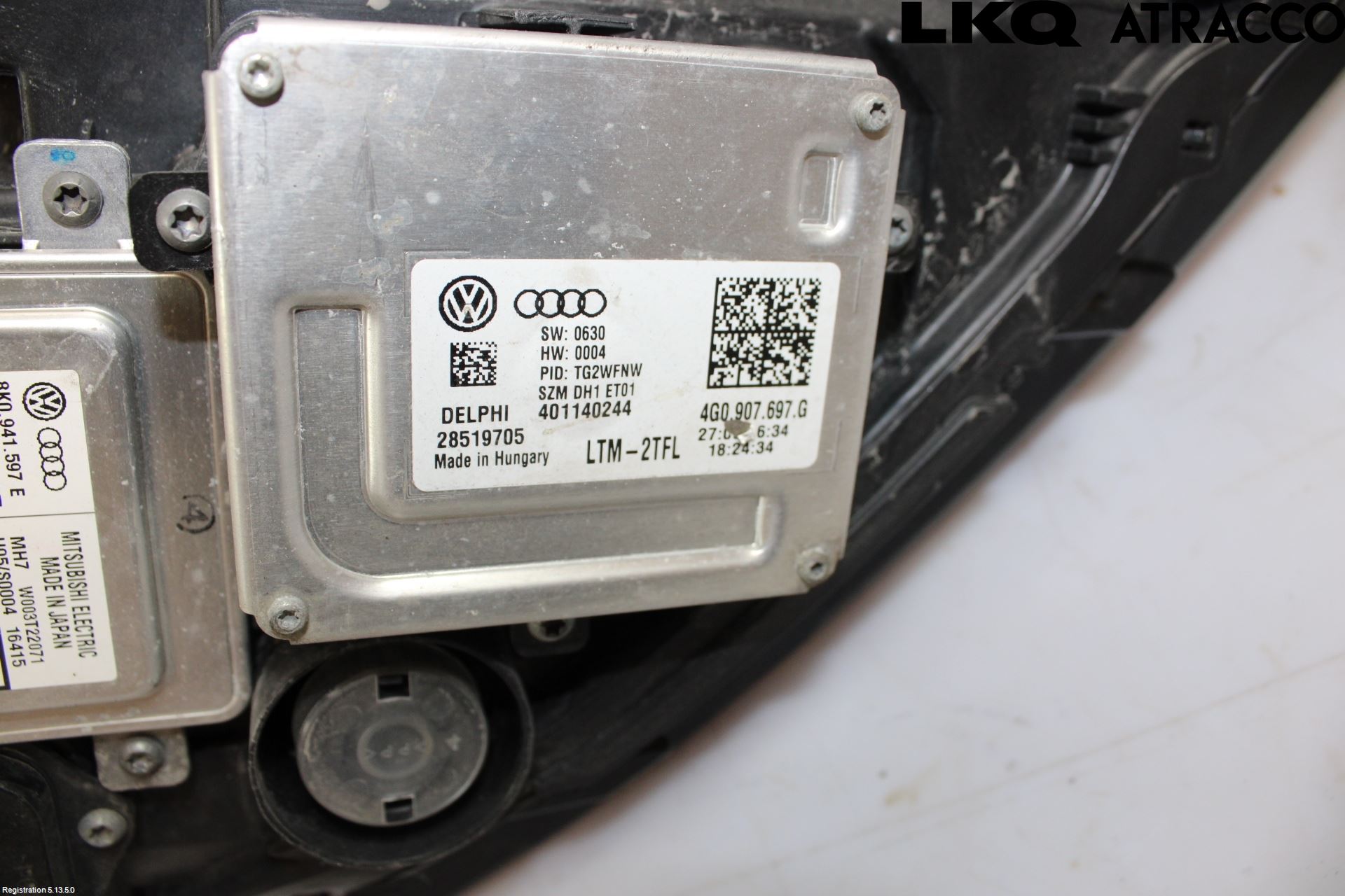 Volkswagen VW GOLF / E-GOLF VII 13-20 Strålkastare Vänster