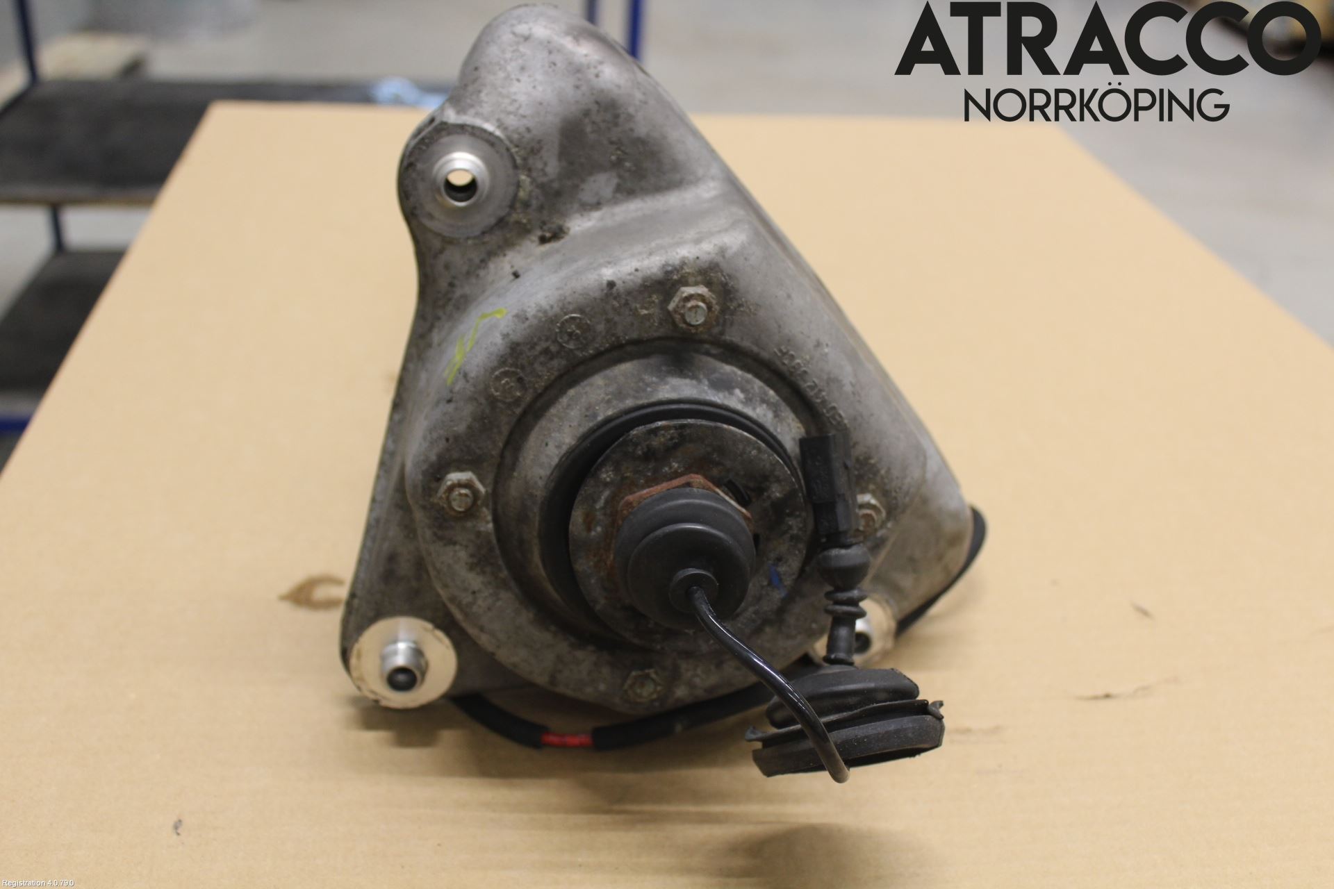 Audi A8/S8 4E  02-09 Fjäderben Fram Vänster