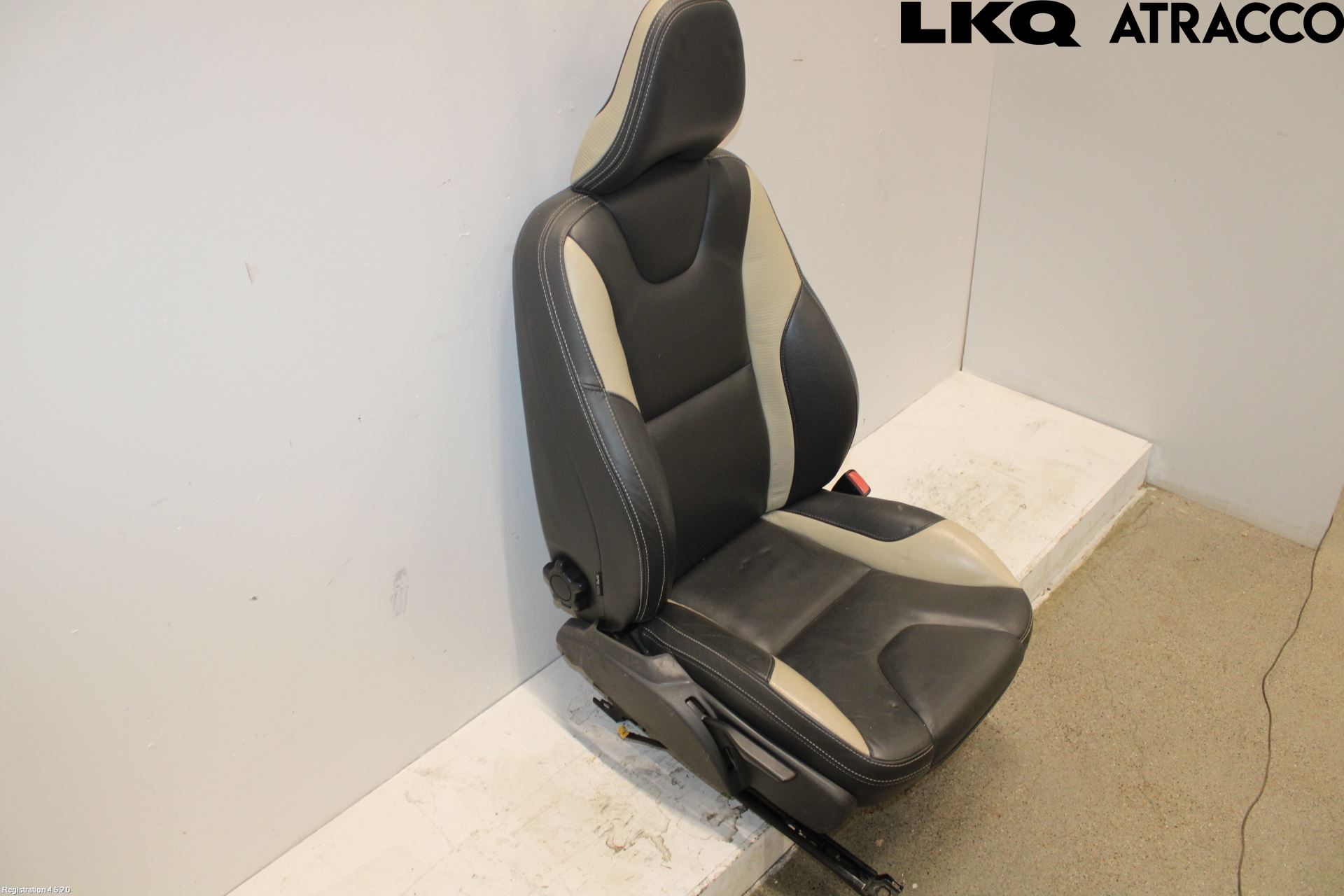 Volvo XC60 09-13 Inredning Stol Fram Hö