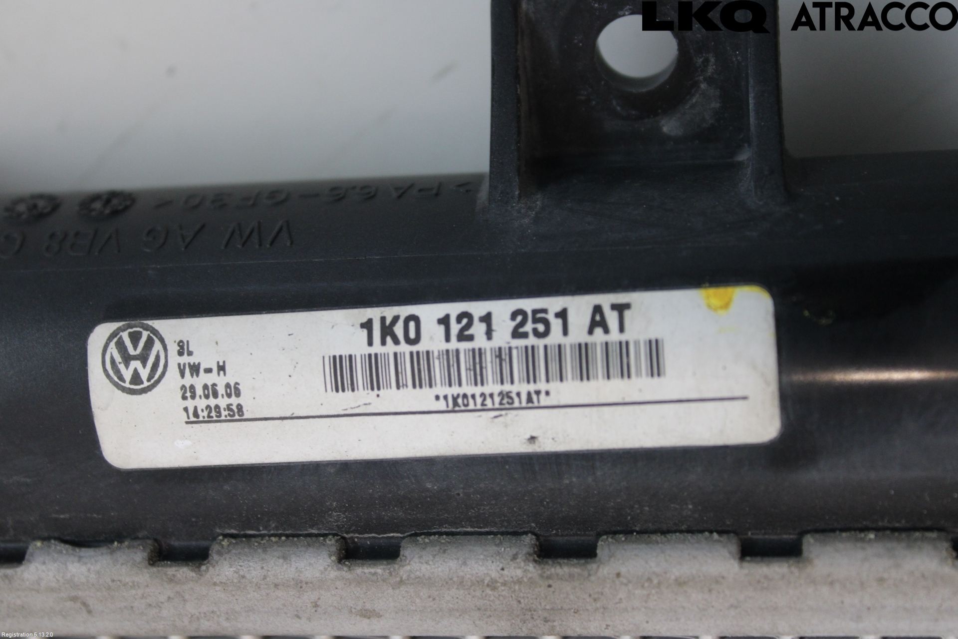 Volkswagen VW GOLF V 04-09 Kylare Man