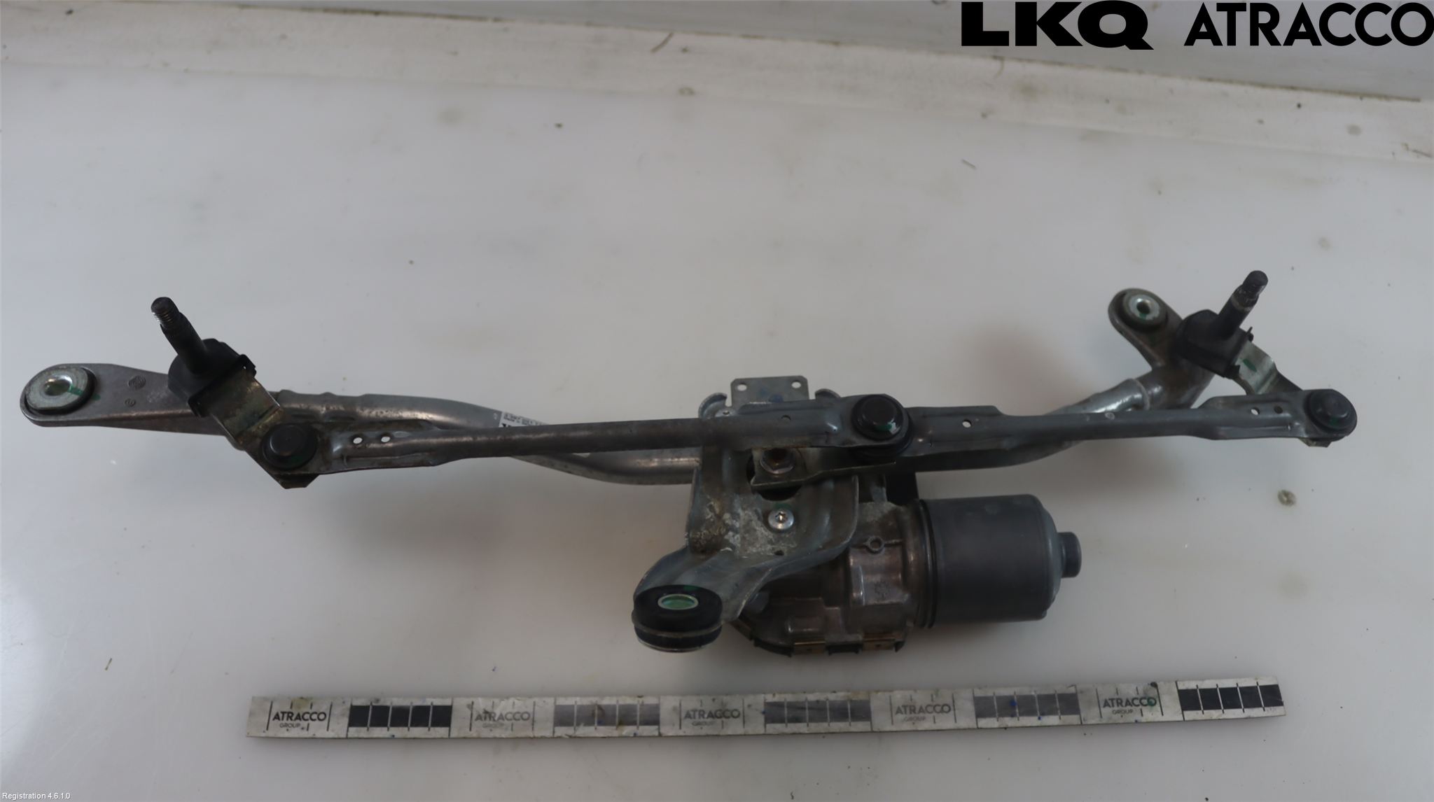 Volvo V90 17->> Torkarmekanism Vindruta