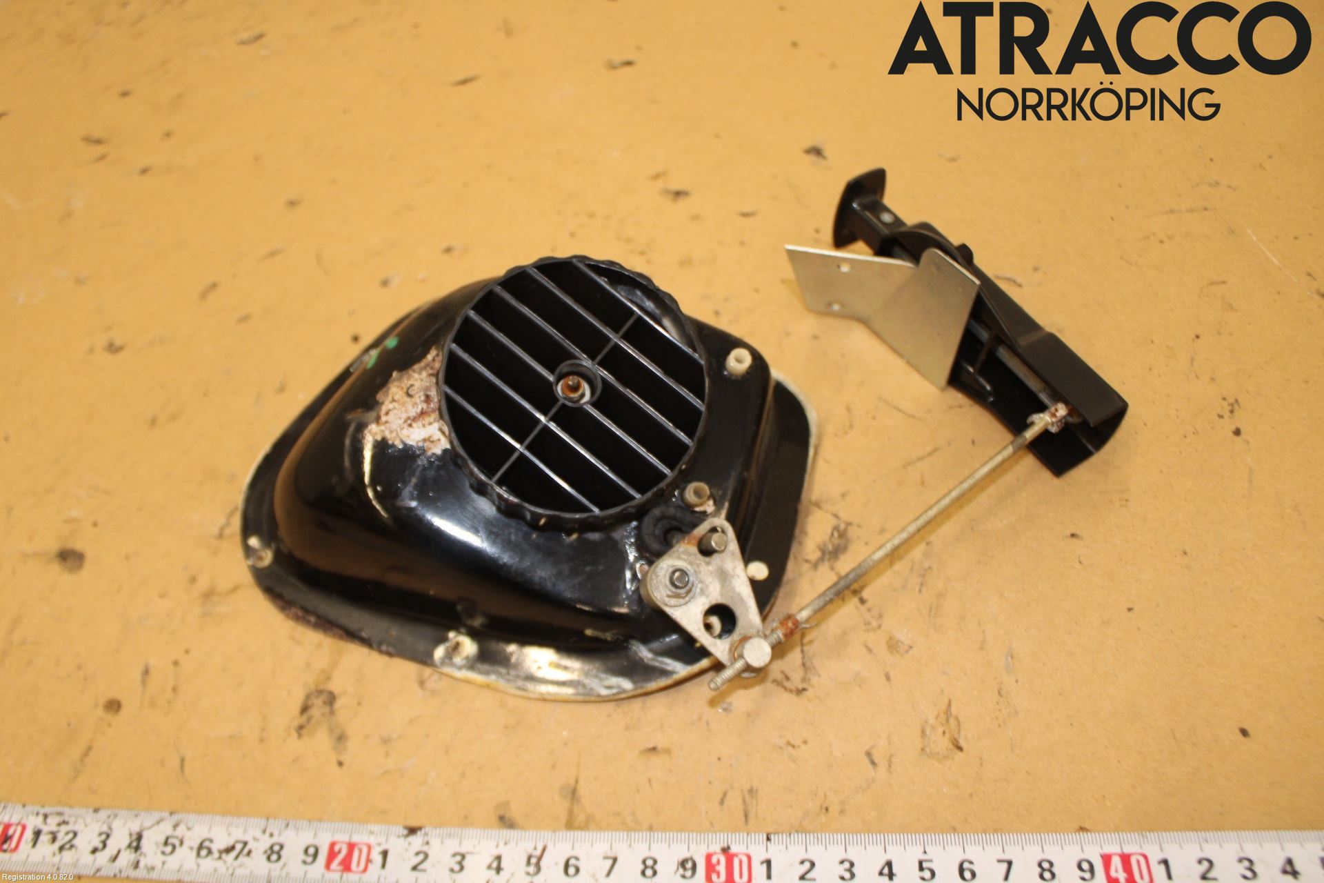 Jaguar XJ SERIE 2   73-79 Ventilationsutsläpp Bak