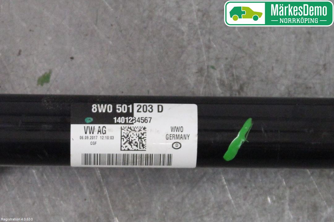 Audi A4/S4 B9 16-19 Drivaxel Bak Höger