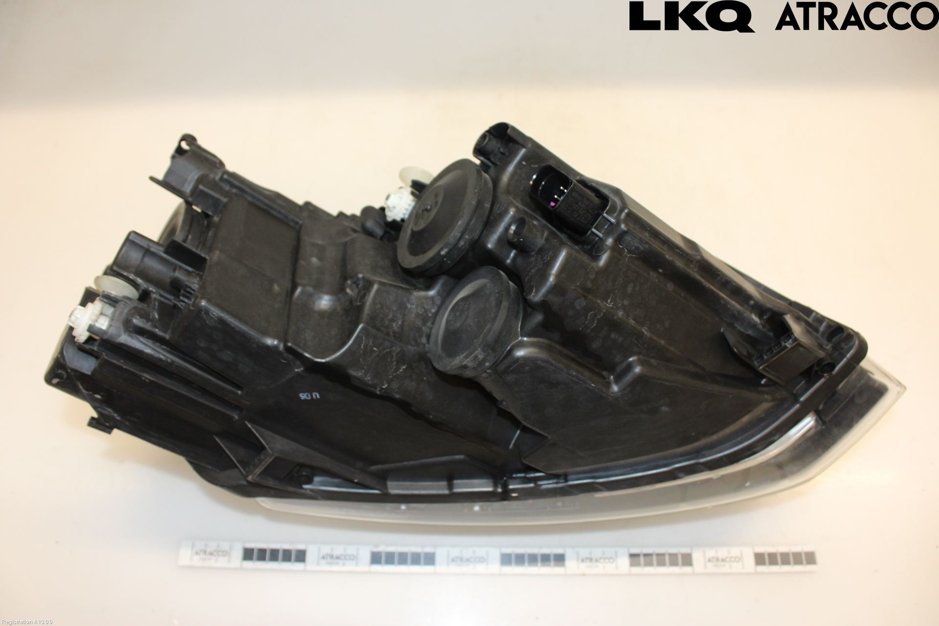 Volkswagen VW POLO 10-17 Strålkastare Vänster