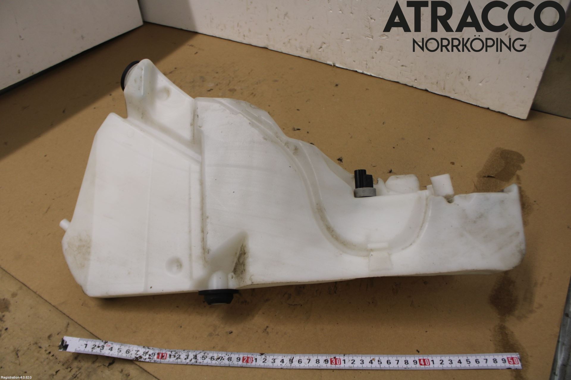 Jaguar F-PACE Spolartank Vindruta