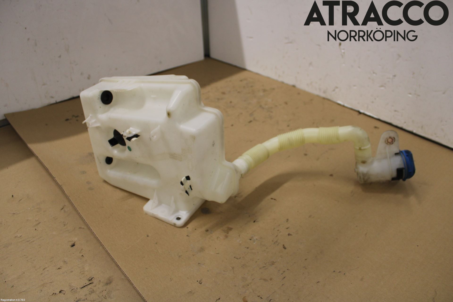 Audi A3/S3 05-13 Spolartank Vindruta-Strål