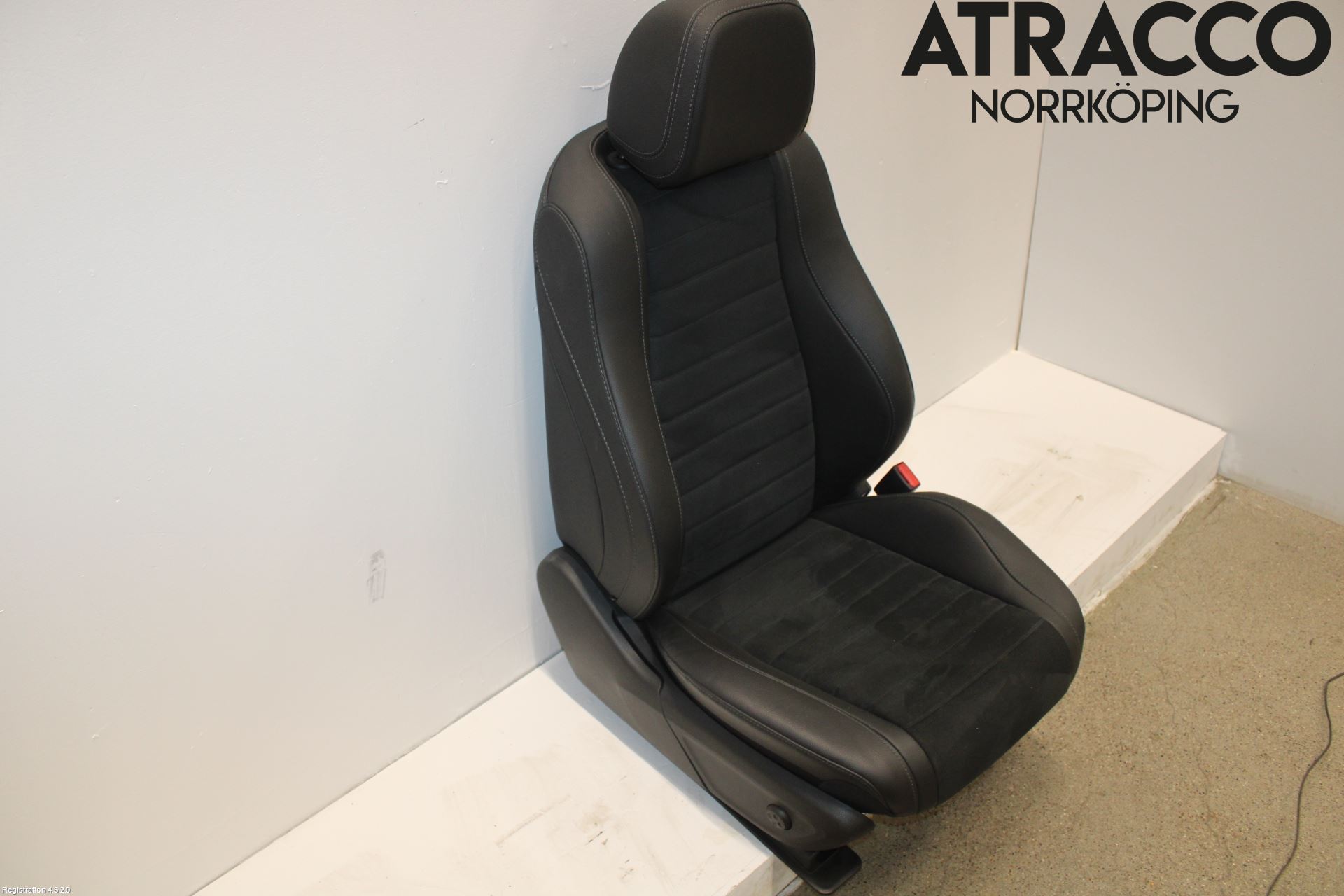 Mercedes-Benz MB GLE-KLASS (W167/V167/C167) 19- Inredning Stol Fram Hö