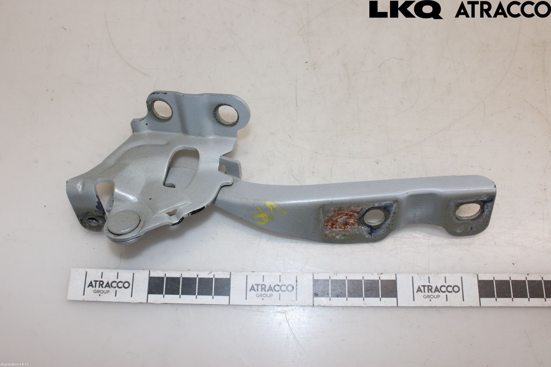 Hyundai i20 PB 09-14 Huvgångjärn