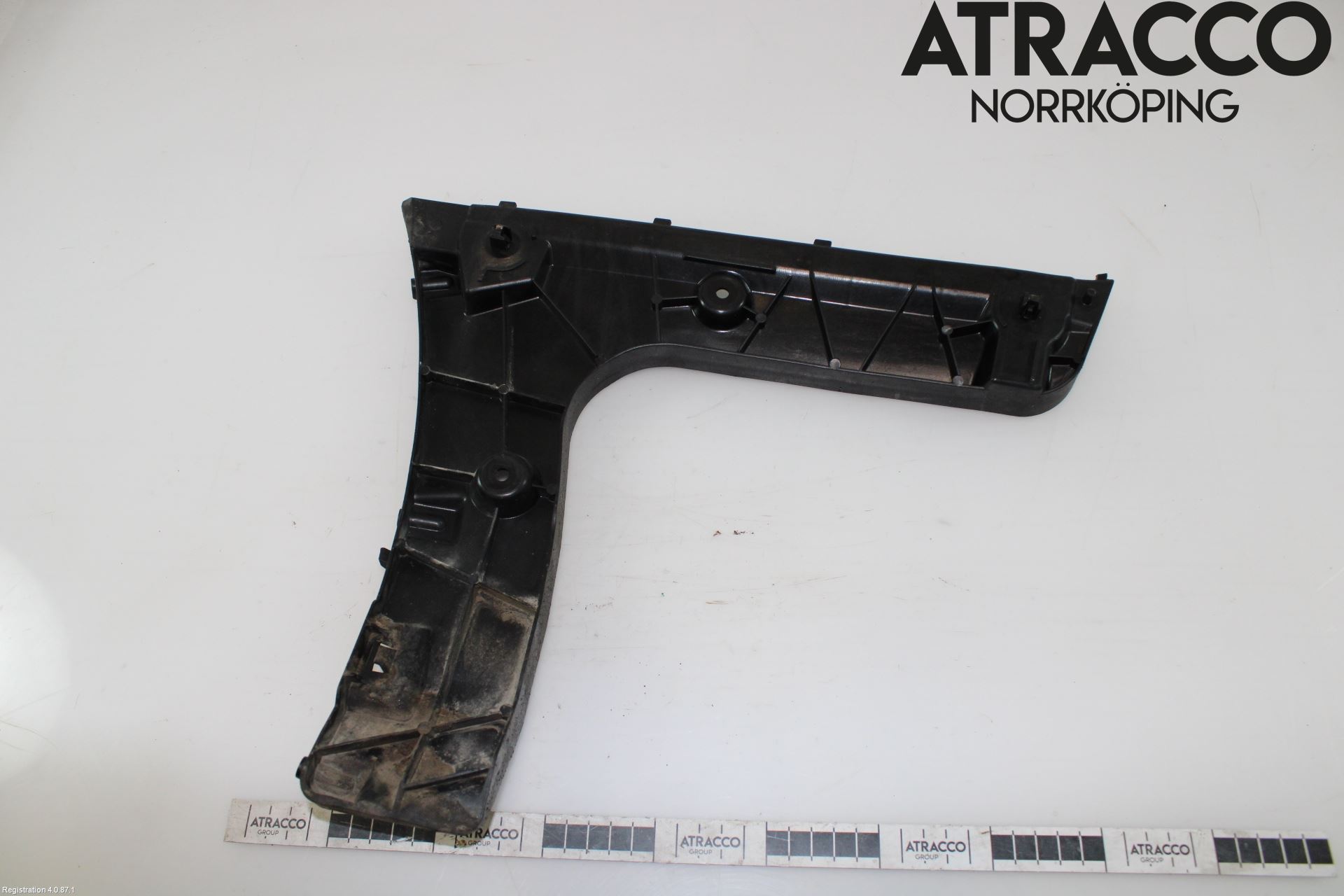 Audi A6/S6 4G 11-18 Stötfångarfäste Bak Hö