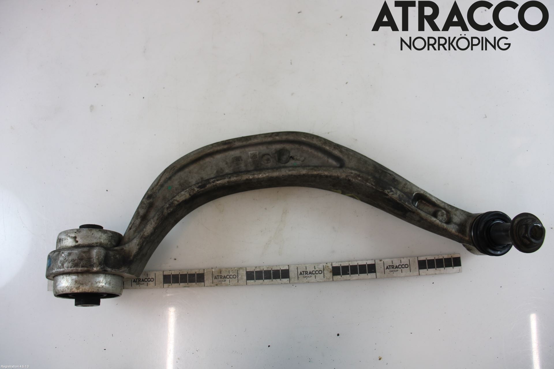 Audi Q5/SQ5 17- Bärarm Fram Undre Vä