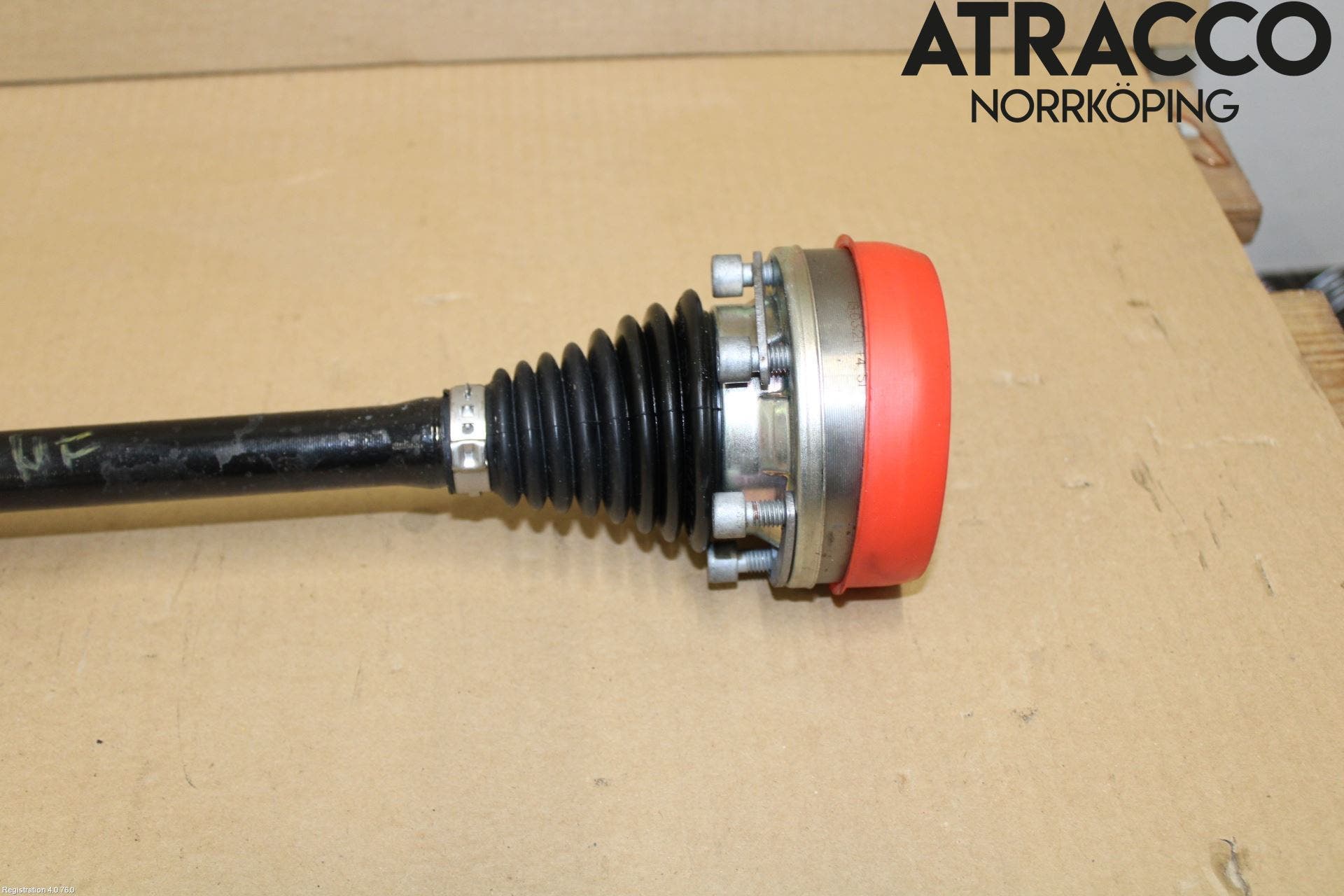 Seat LEON 20- Drivaxel Fram Höger