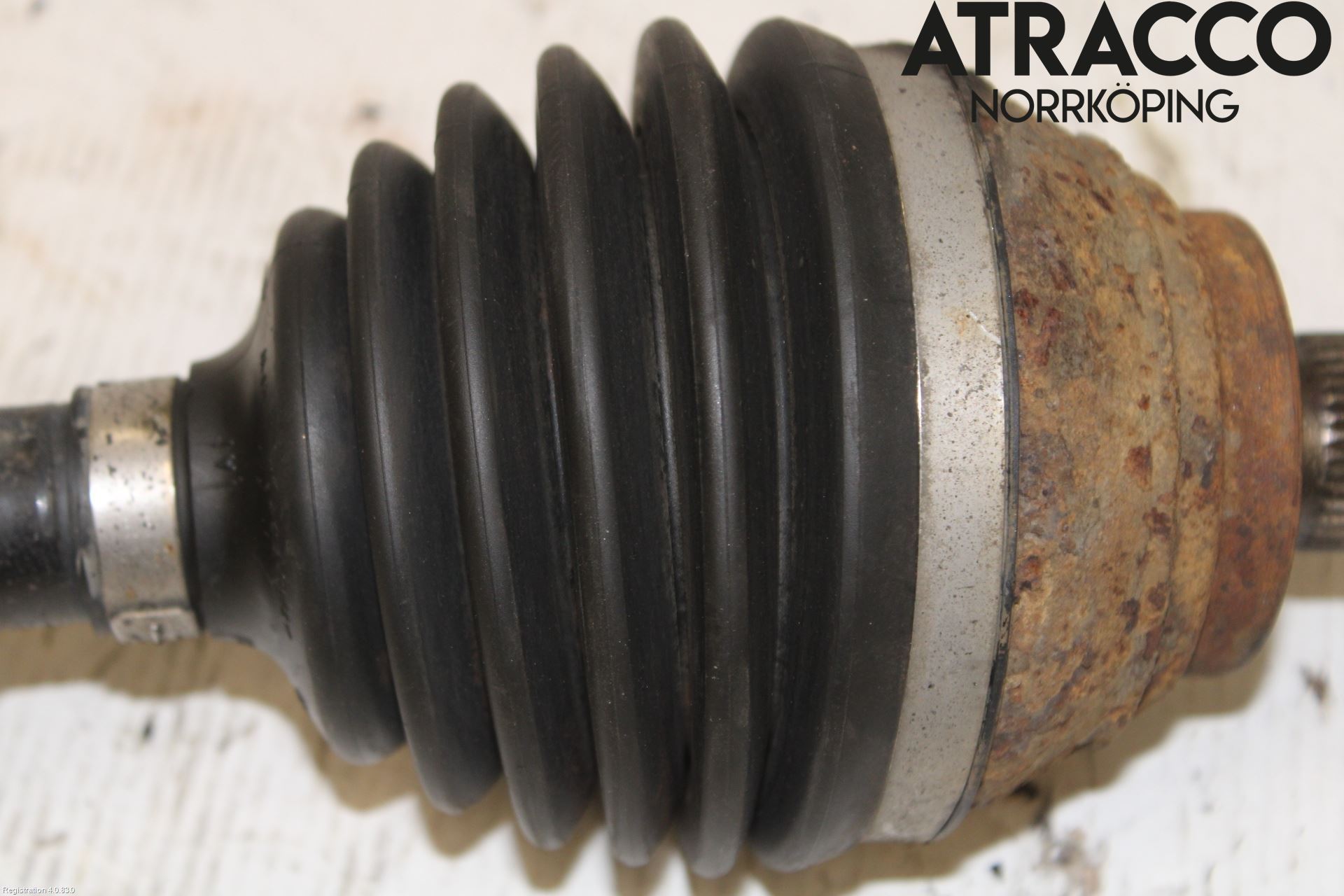 Skoda OCTAVIA (1Z) 05-13 Drivaxel Fram Höger