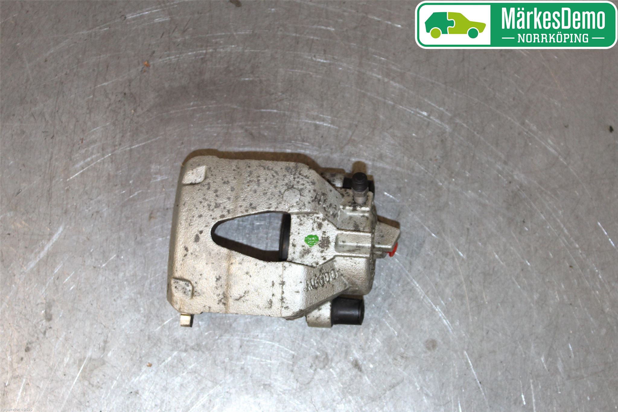 Volkswagen VW POLO VI 18->> Bromsok Fram Höger