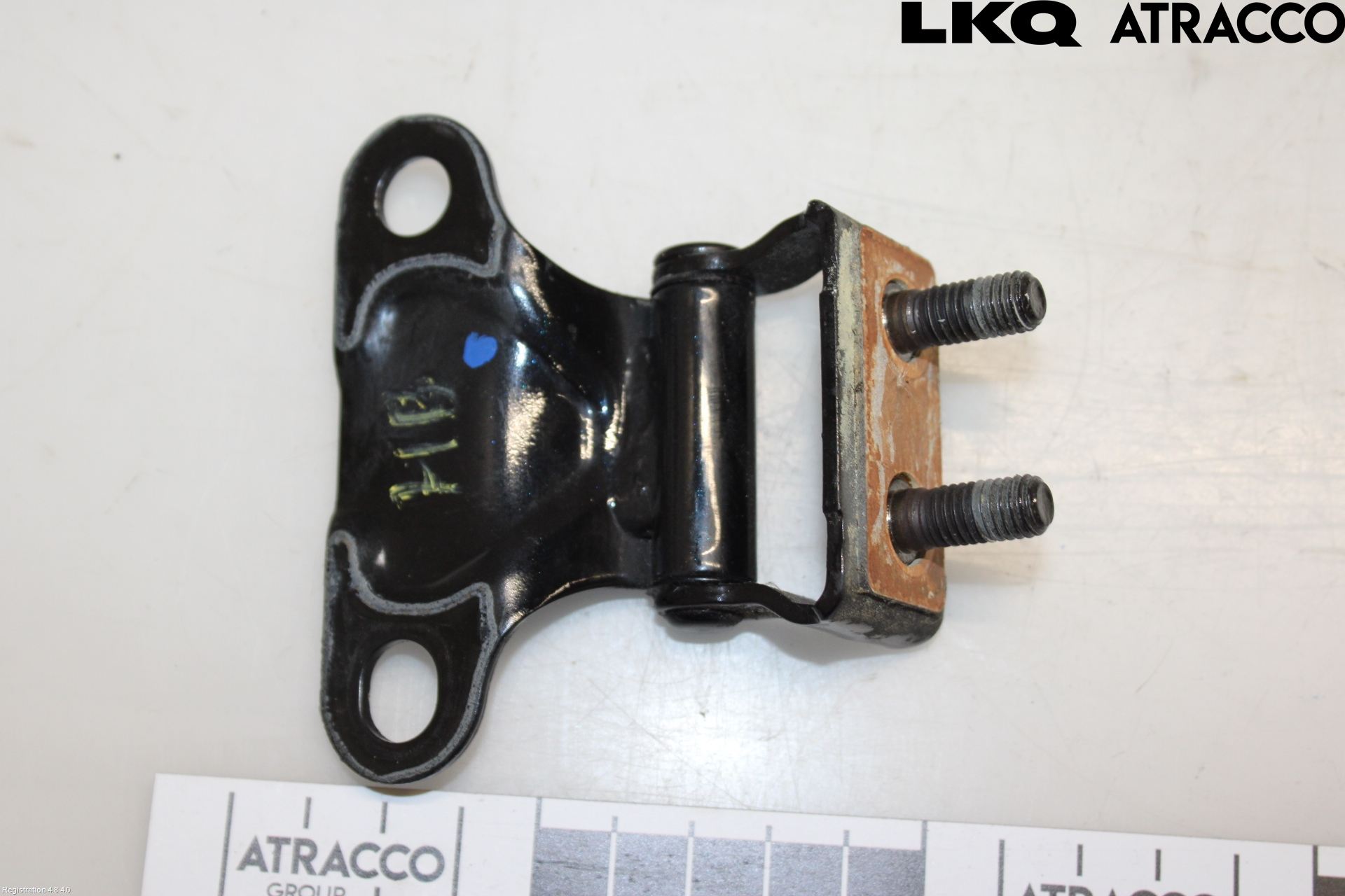 Toyota RAV4 19- Bakluckegångjärn Hö