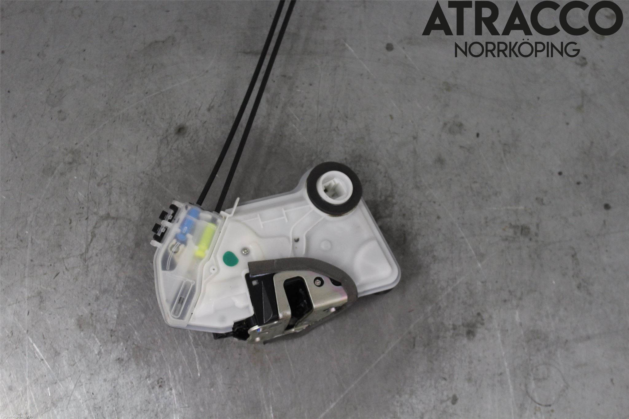 Toyota HILUX 16- Låskista-Dörrlås