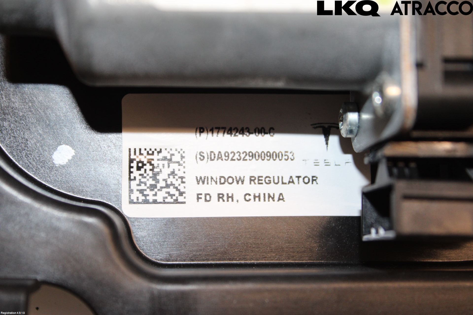 Tesla MODEL 3 17- Fönsterhiss El Kompl