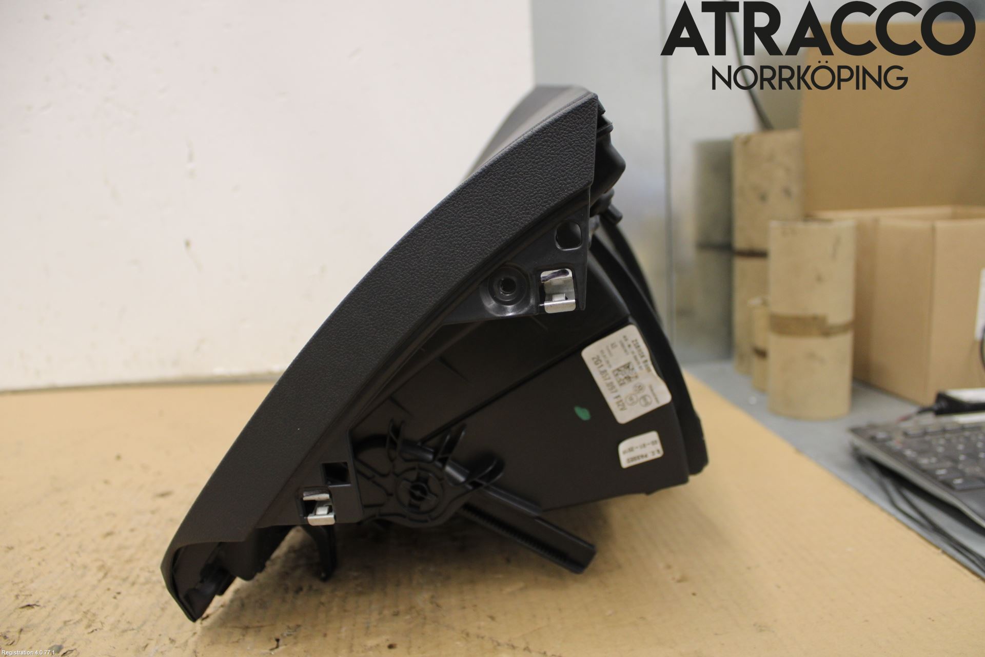 Volkswagen VW POLO VI 18->> Handskfack