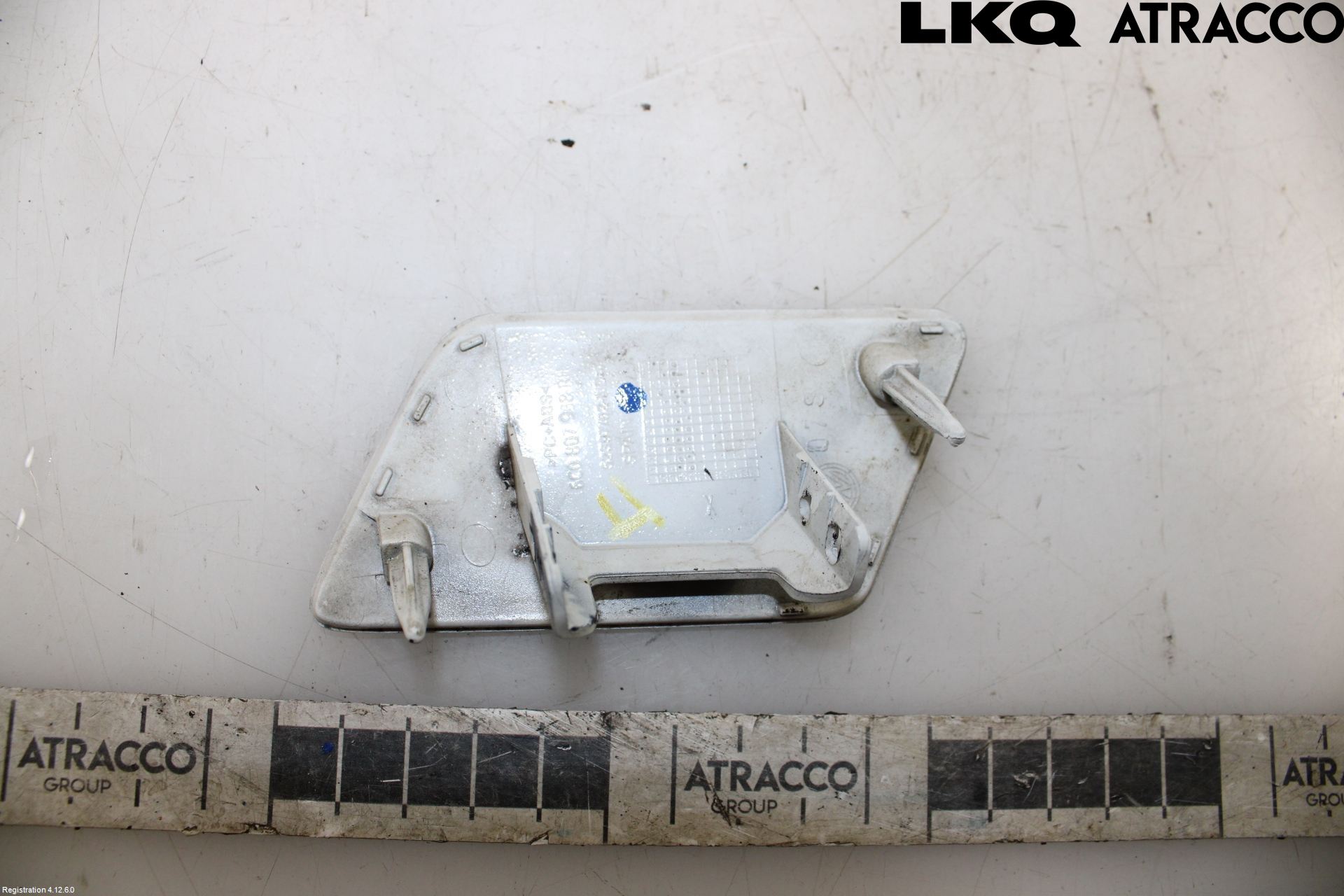 Volkswagen VW POLO 10-17 Spolarmunstycke Strålkastare