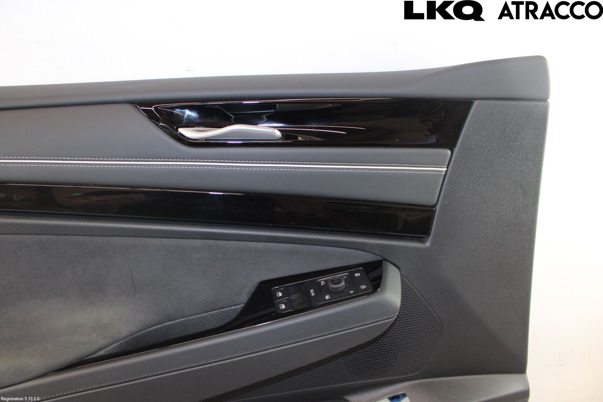 Volkswagen VW ID.7/TOURER 24- Dörrklädsel Vä