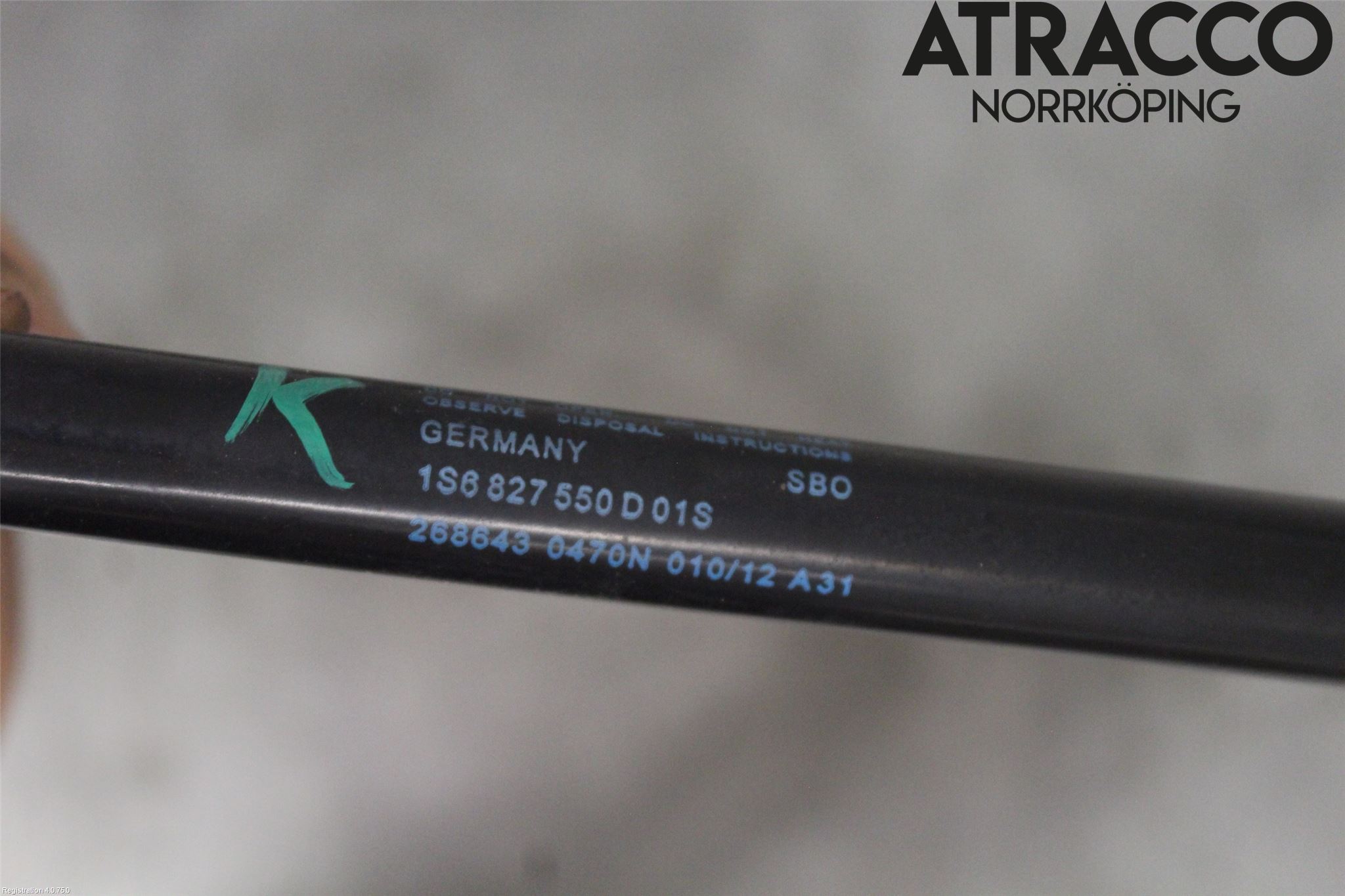 Volkswagen VW UP! / E-UP! Gasfjäder Baklucka