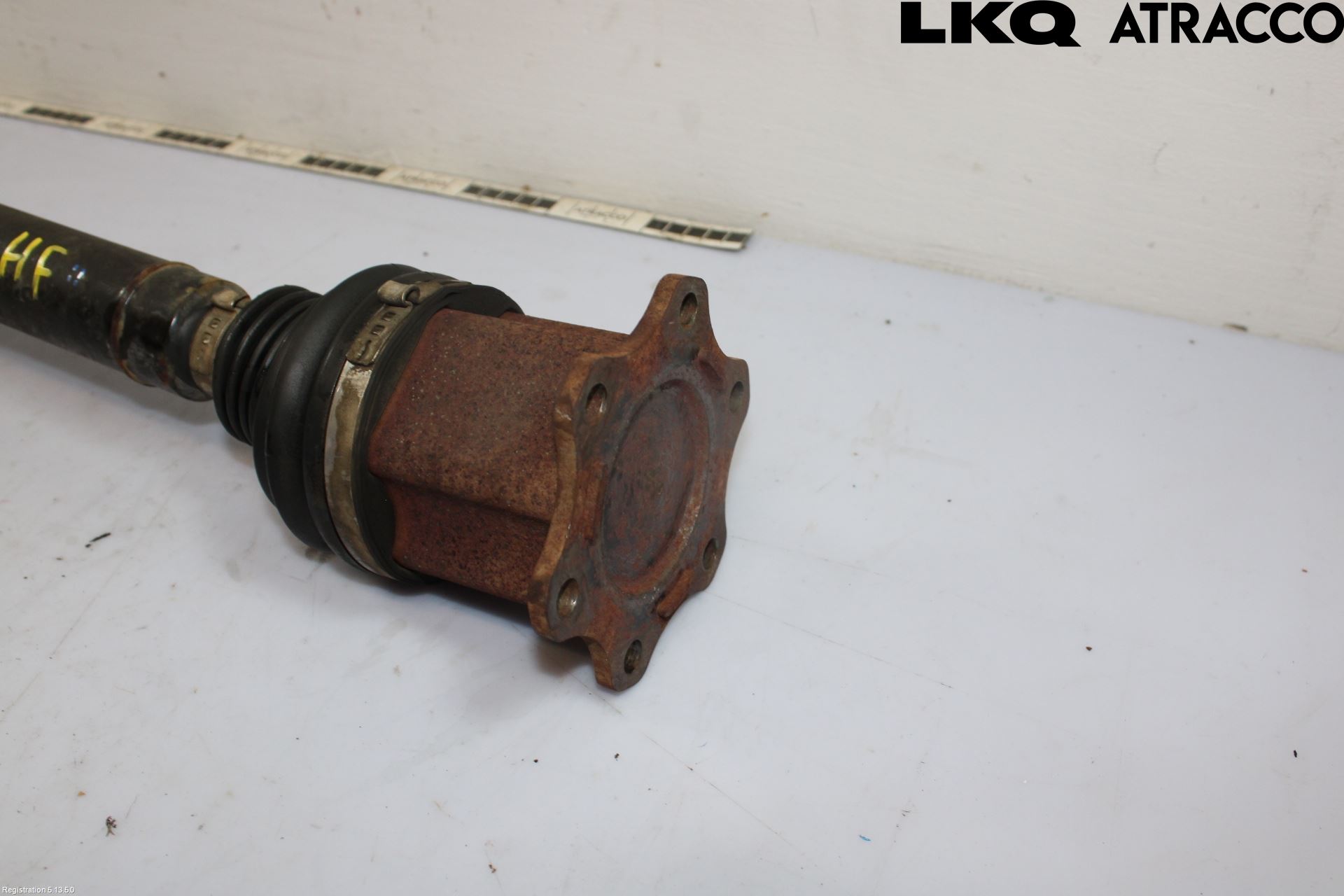 Volkswagen VW PASSAT 05-11 Drivaxel Fram Höger