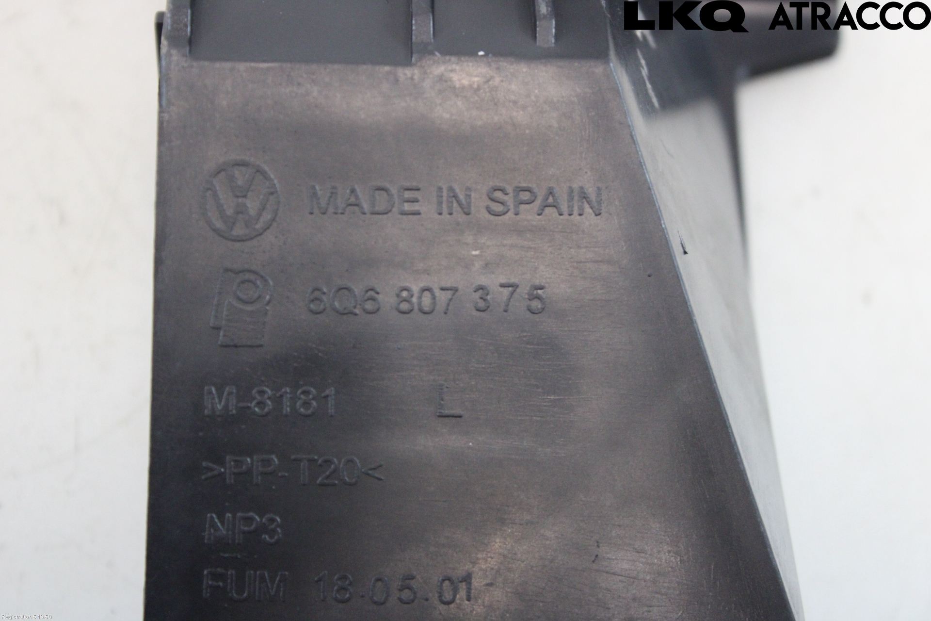 Volkswagen VW POLO 02-05 Stötfångarfäste Bak Vä