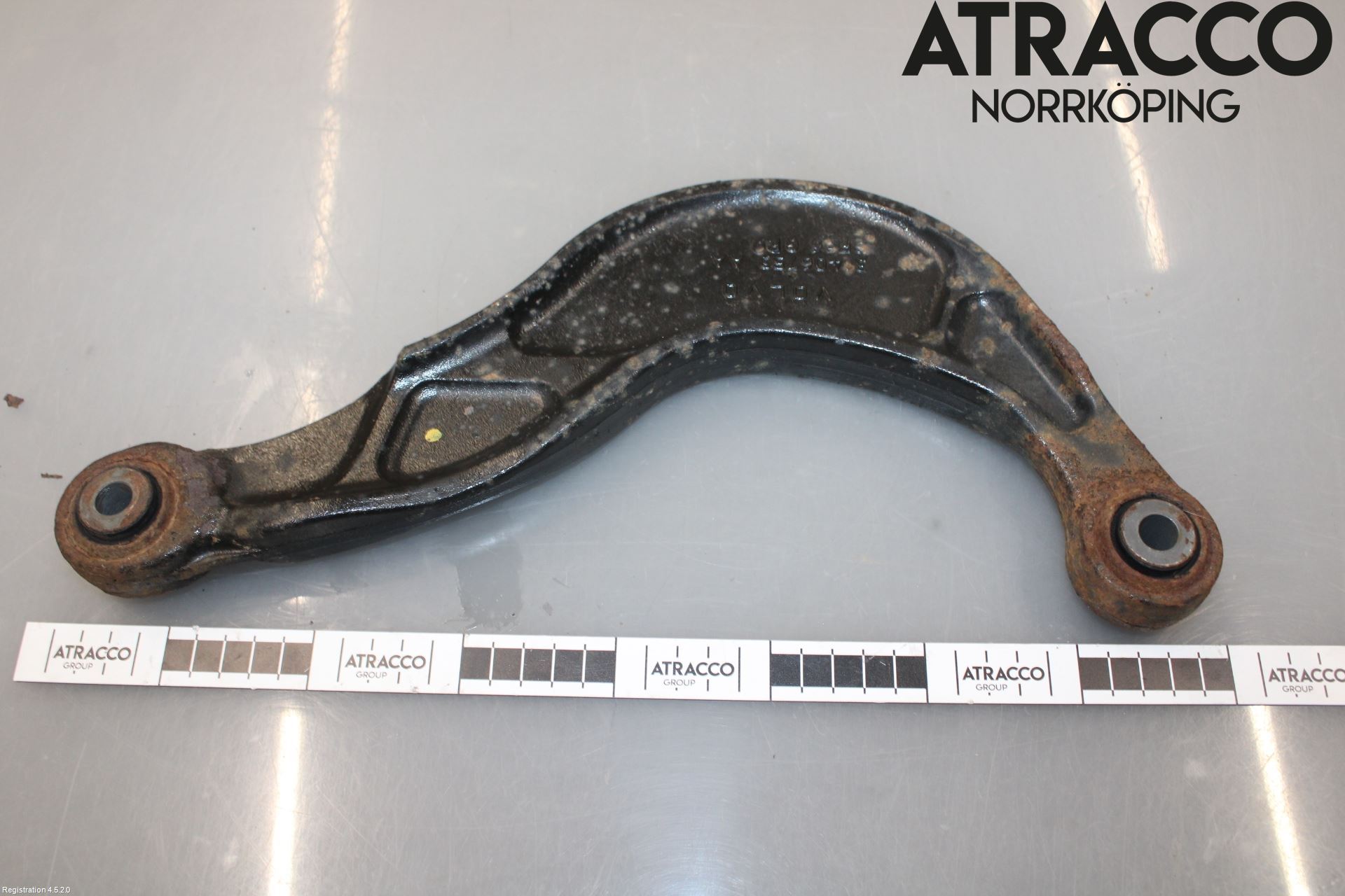 Volvo V70 14-16 Bärarm Bak Övre Höger