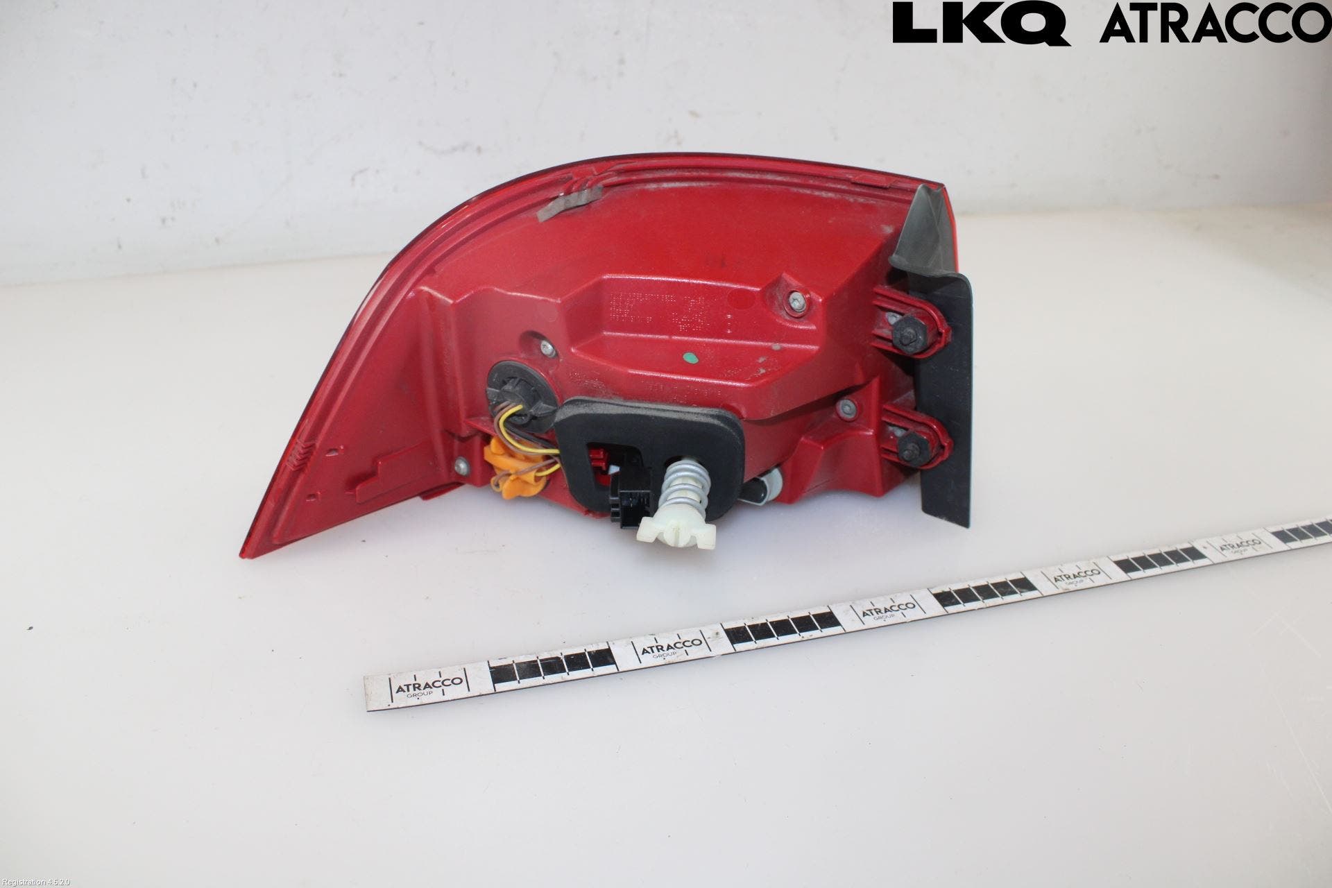 Volkswagen VW PASSAT 11-14 Bakljus Höger