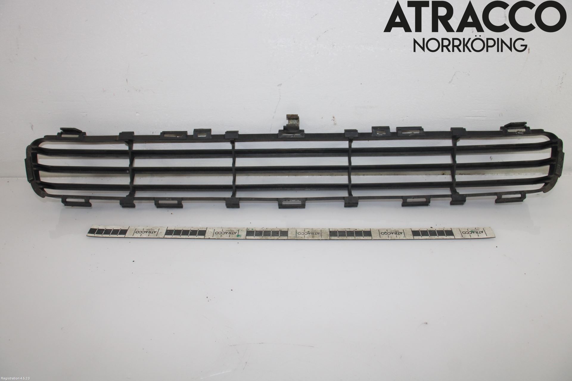Toyota AVENSIS 03-06 Grill-Galler
